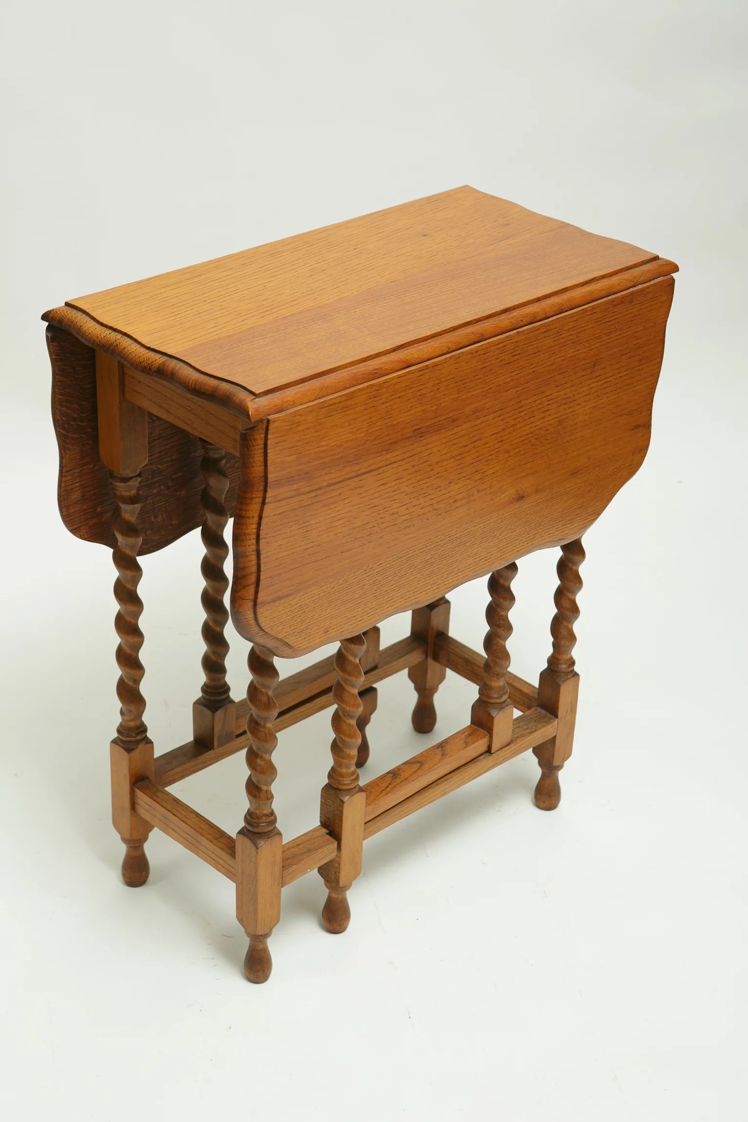 1930s oak barley twist side table