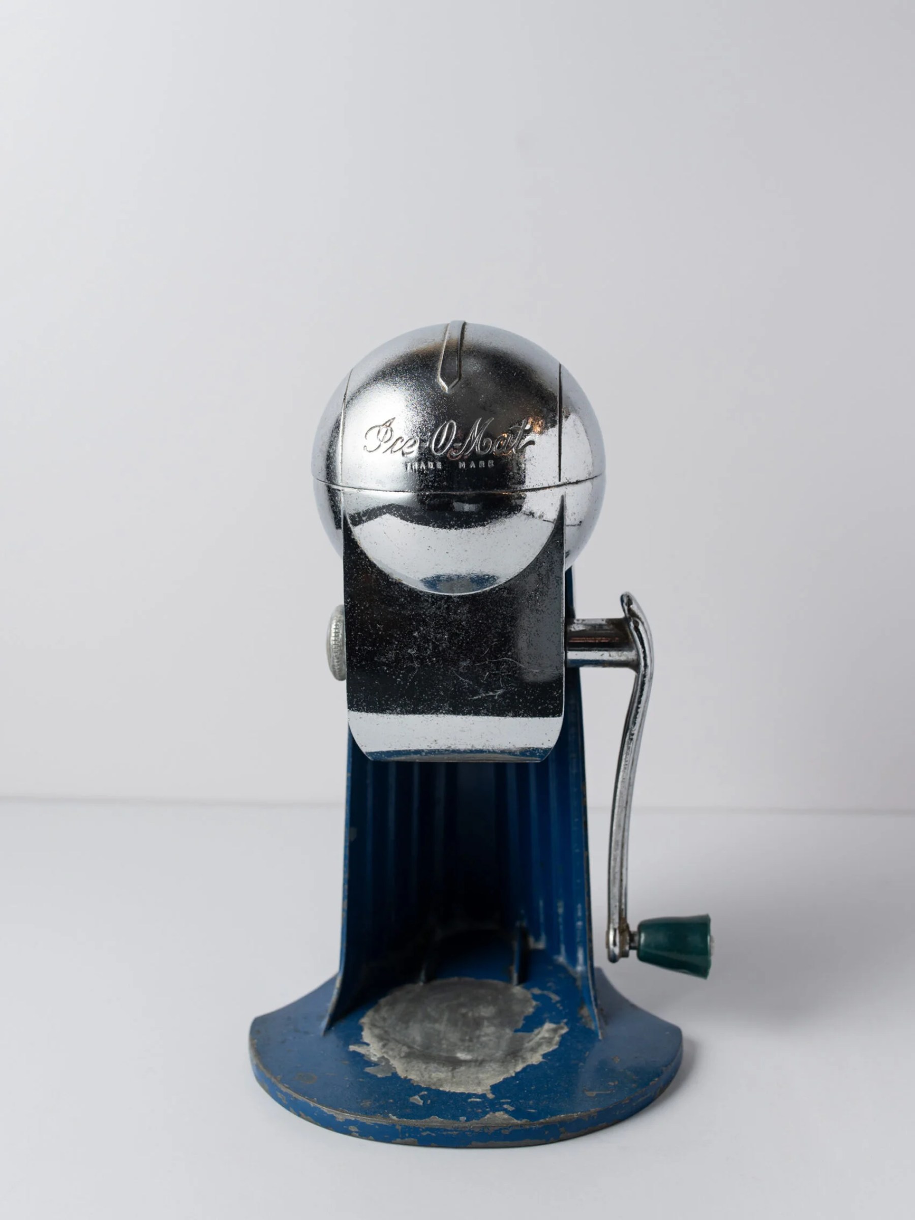 1930s Art Deco Ice-O-Mat ice crusher