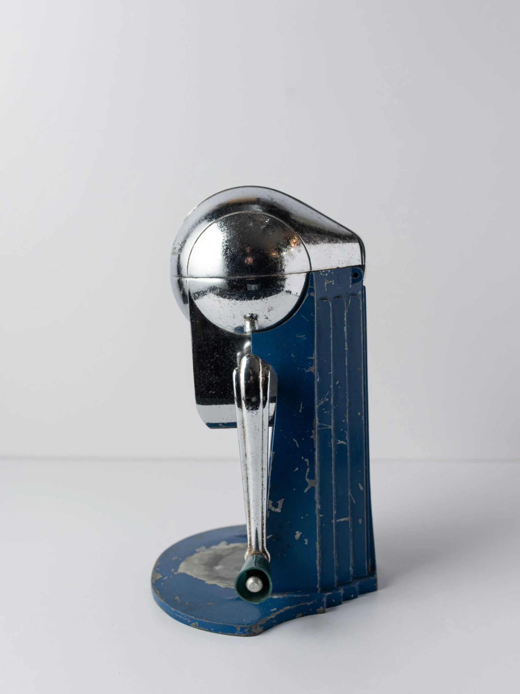 1930s Art Deco Ice-O-Mat ice crusher