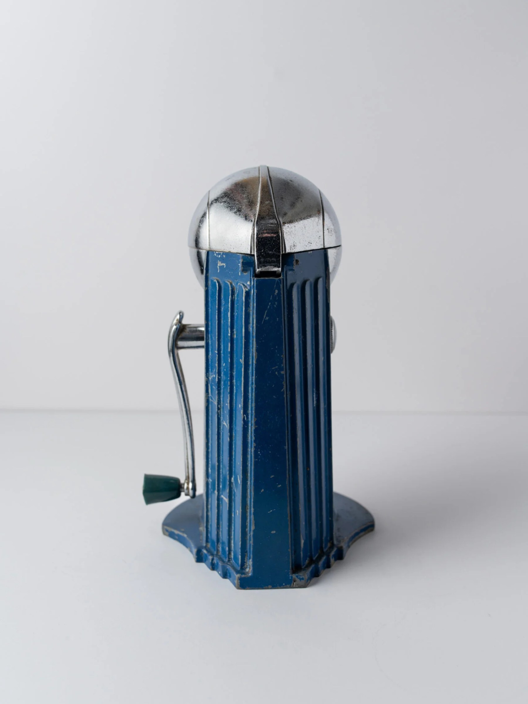 1930s Art Deco Ice-O-Mat ice crusher