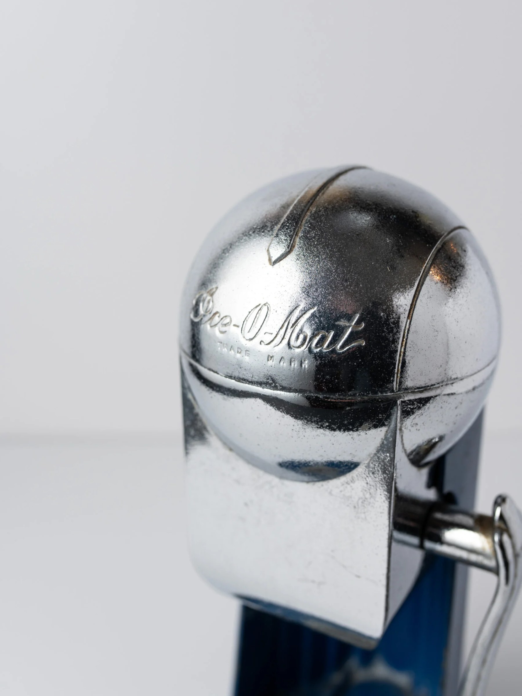 1930s Art Deco Ice-O-Mat ice crusher