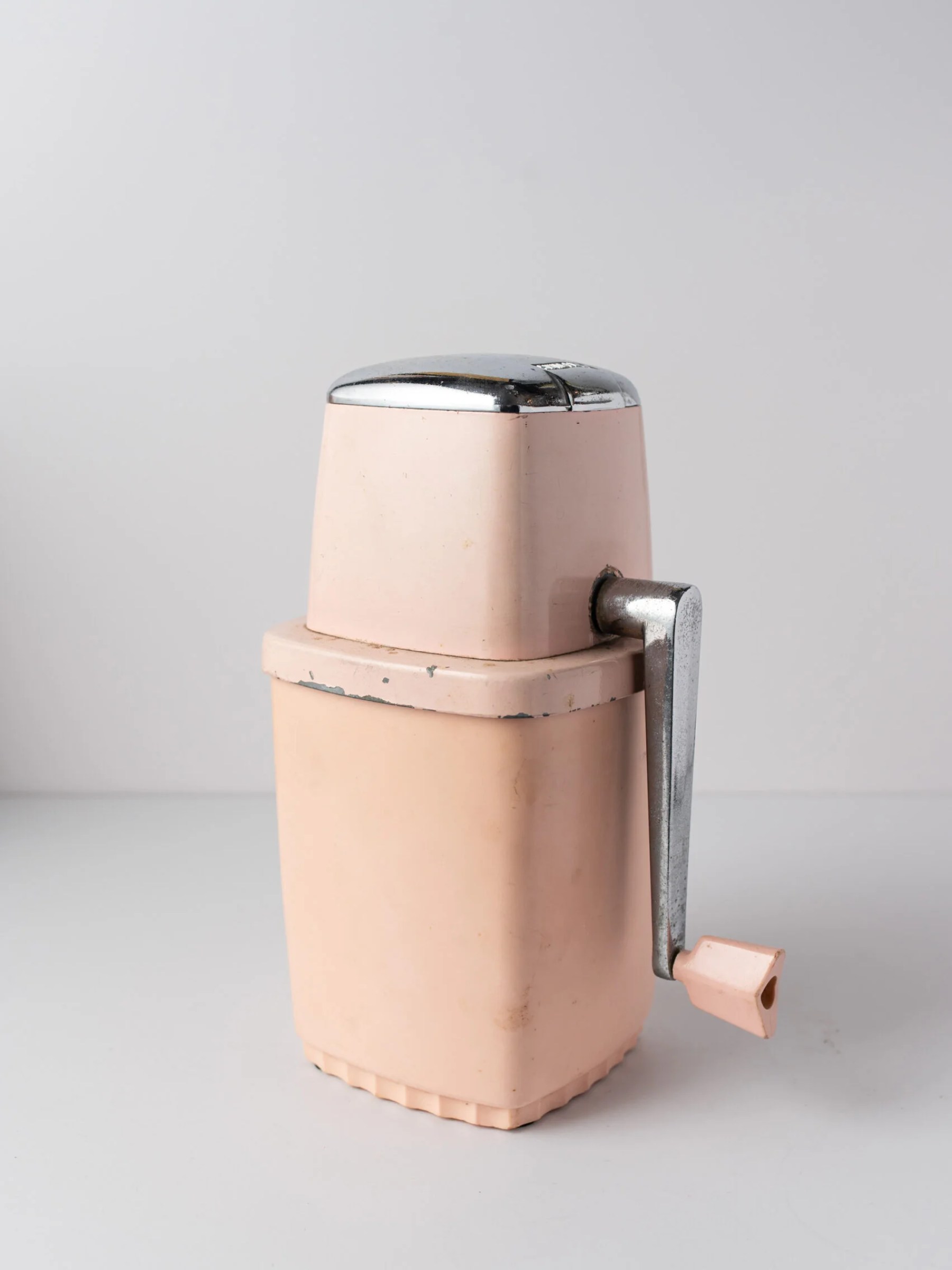 1950s baby pink ‘Ice-O-Mat’ ice crusher