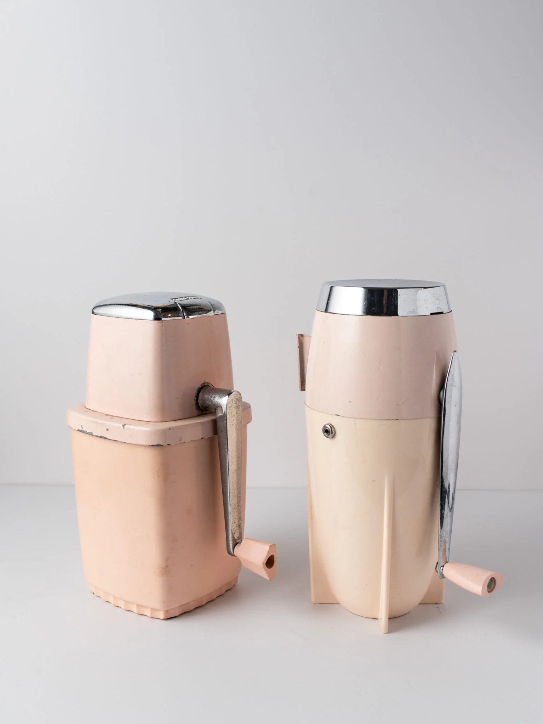 1950s baby pink ‘Ice-O-Mat’ ice crusher
