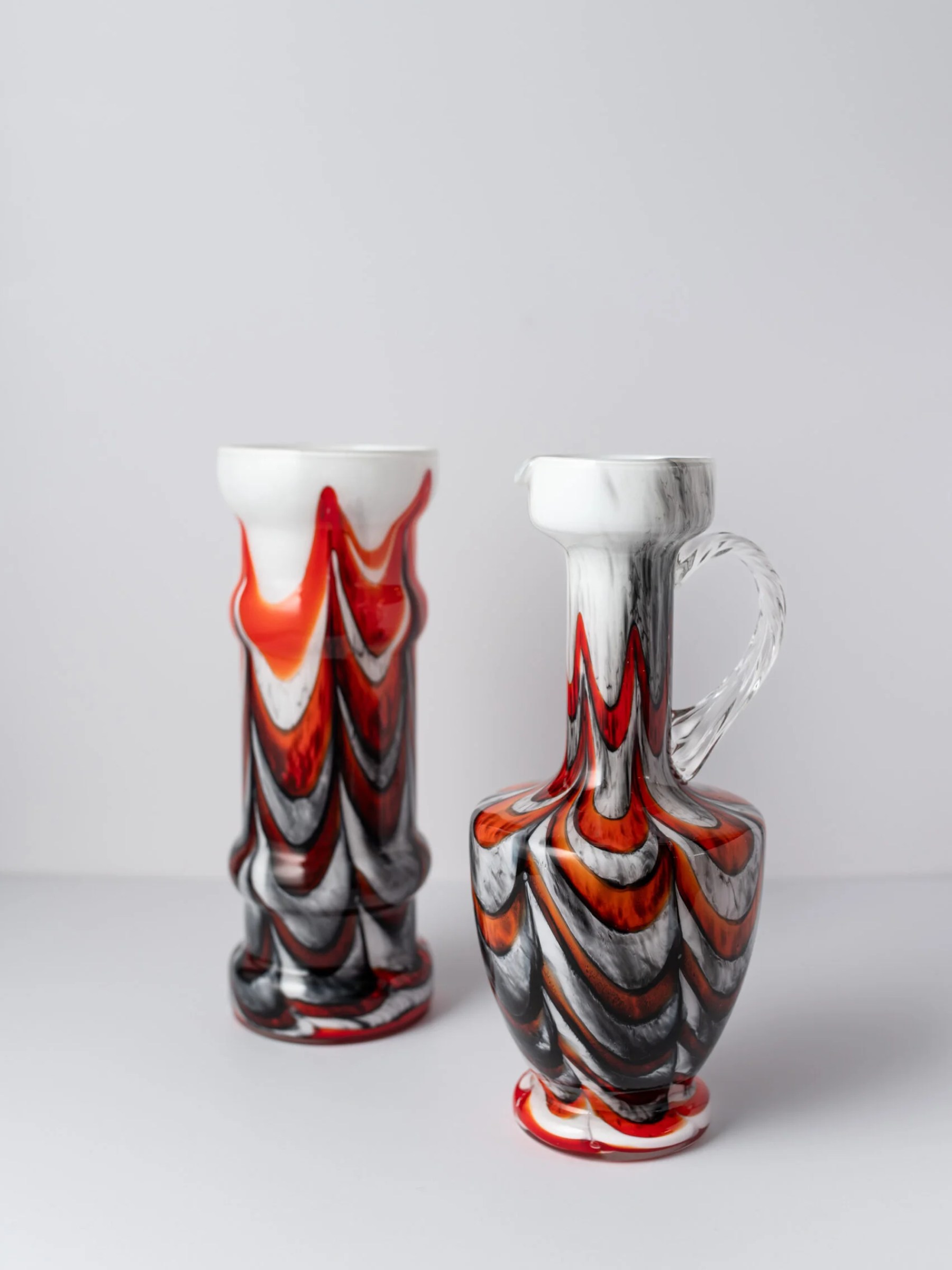 1960s Carlo Moretti hand blown art vase