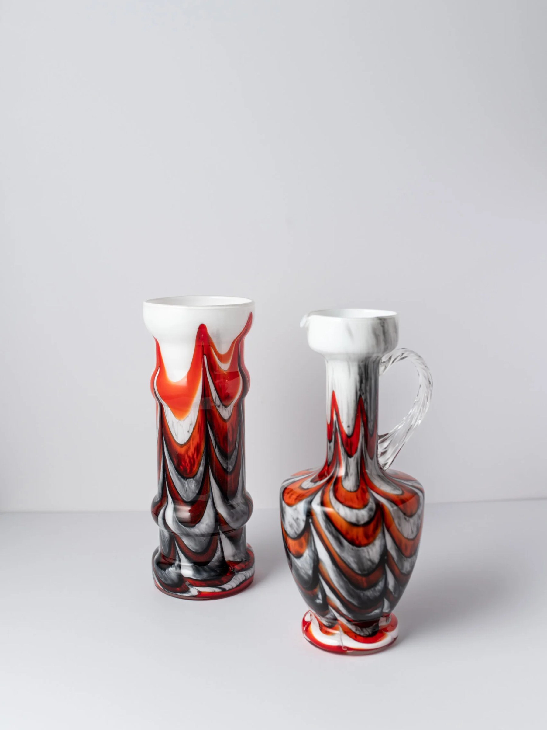 1960s Carlo Moretti hand blown art vase