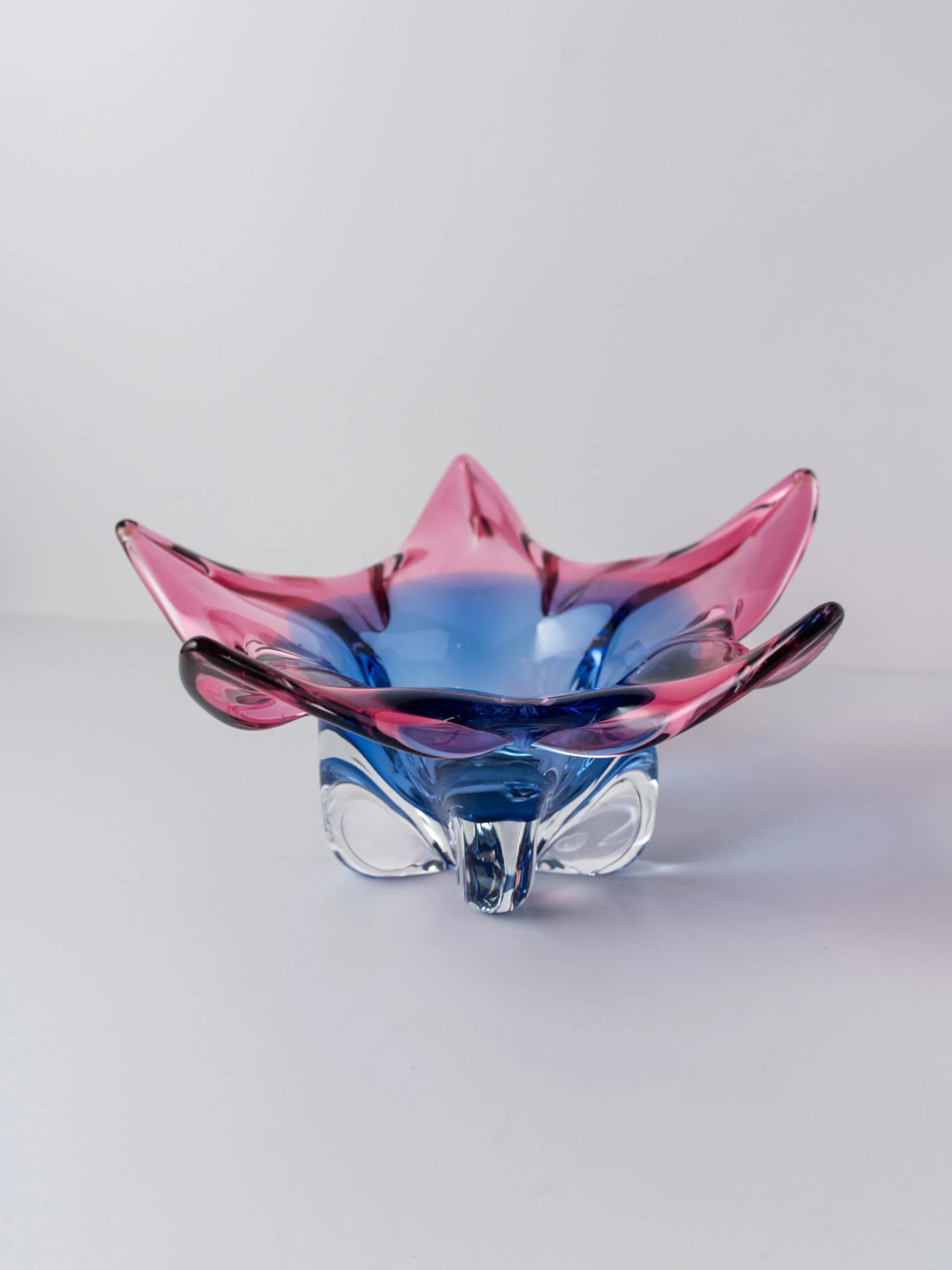 1960s Murano glass bowl centerpiece