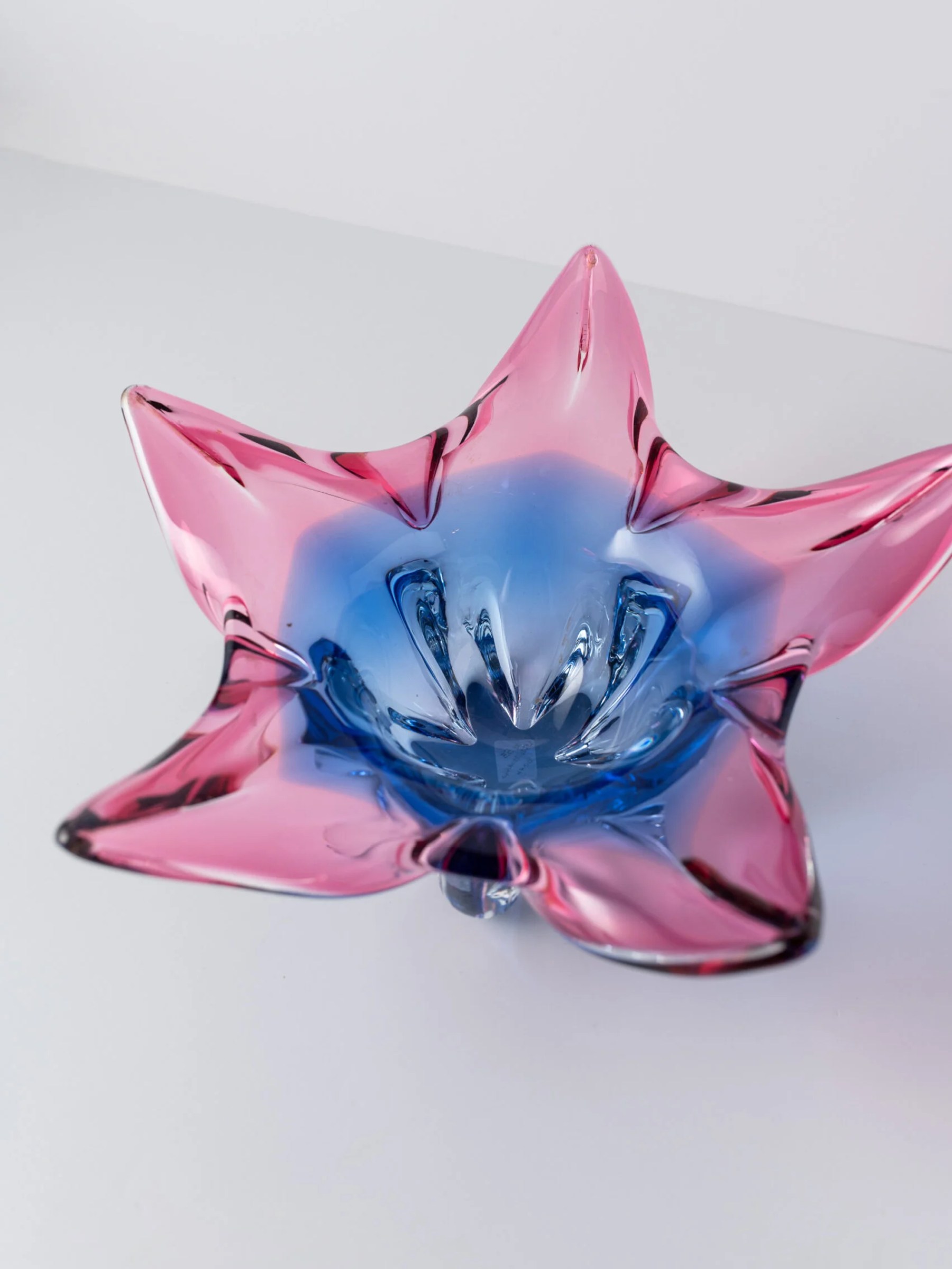 1960s Murano glass bowl centerpiece