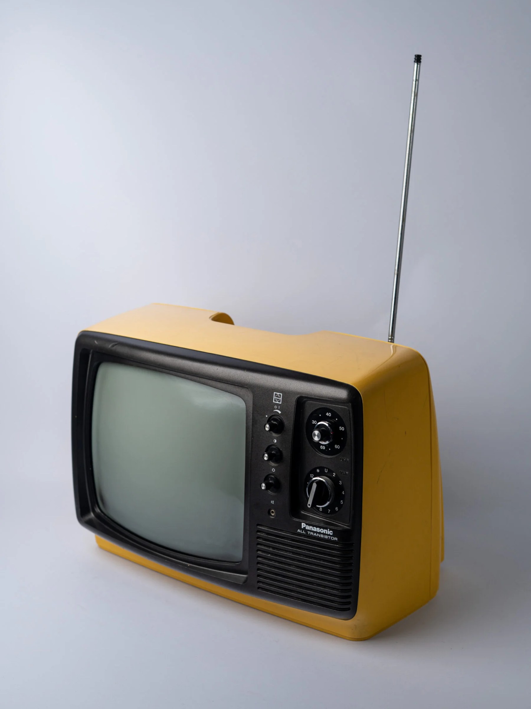 1970s yellow ‘Panasonic’ tv