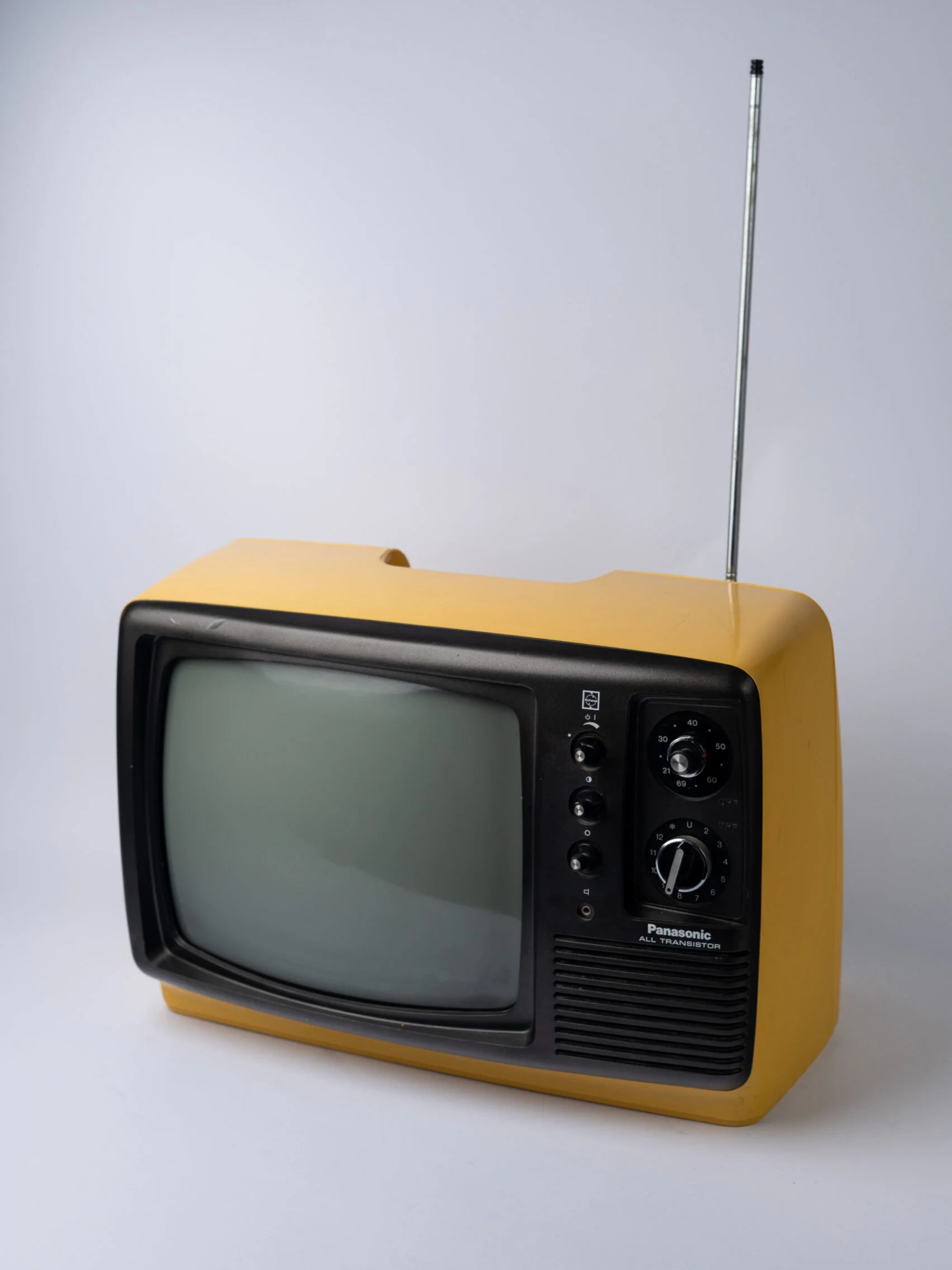 1970s yellow ‘Panasonic’ tv