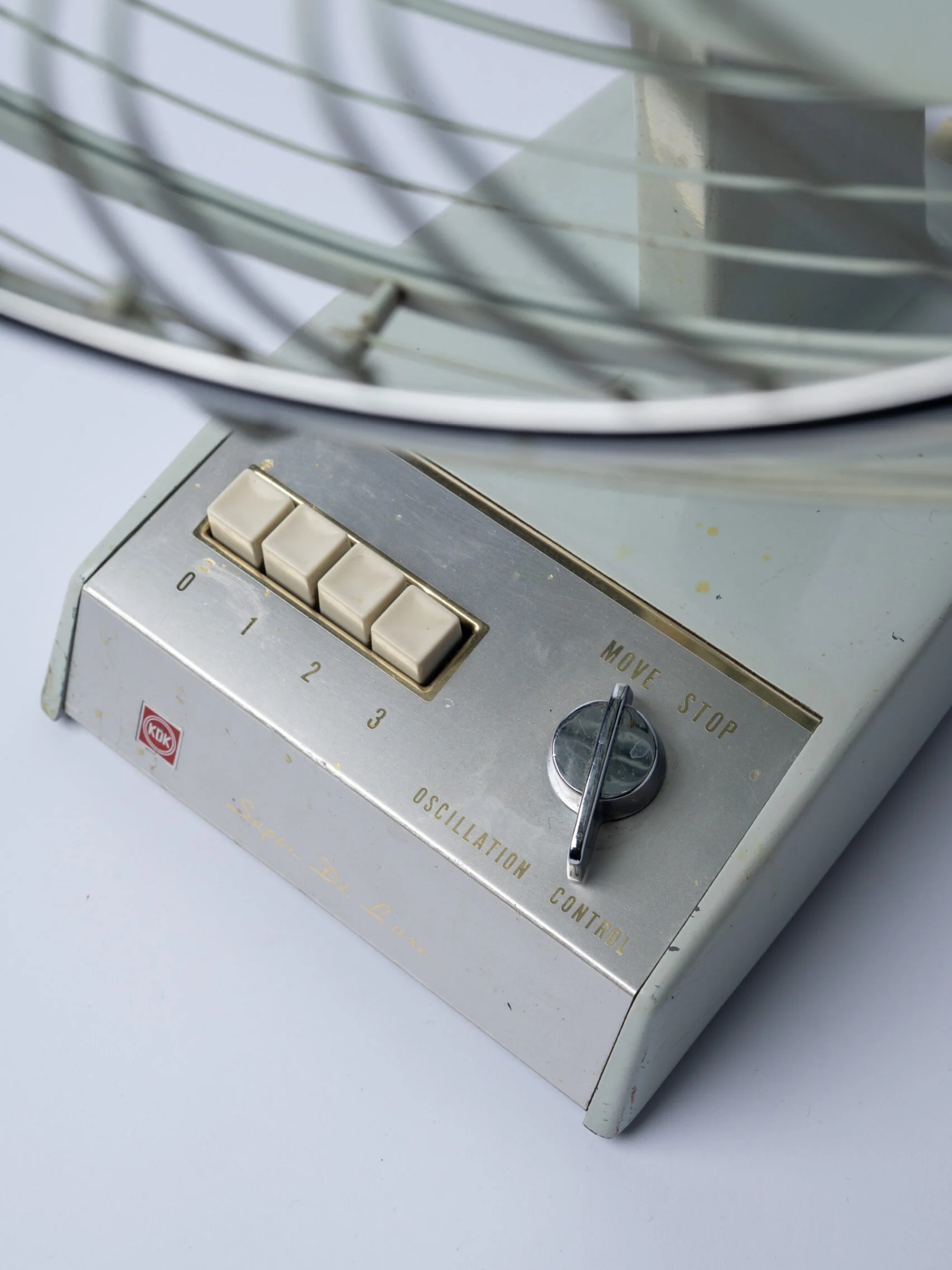 1960s space age atomic MCM grey fan