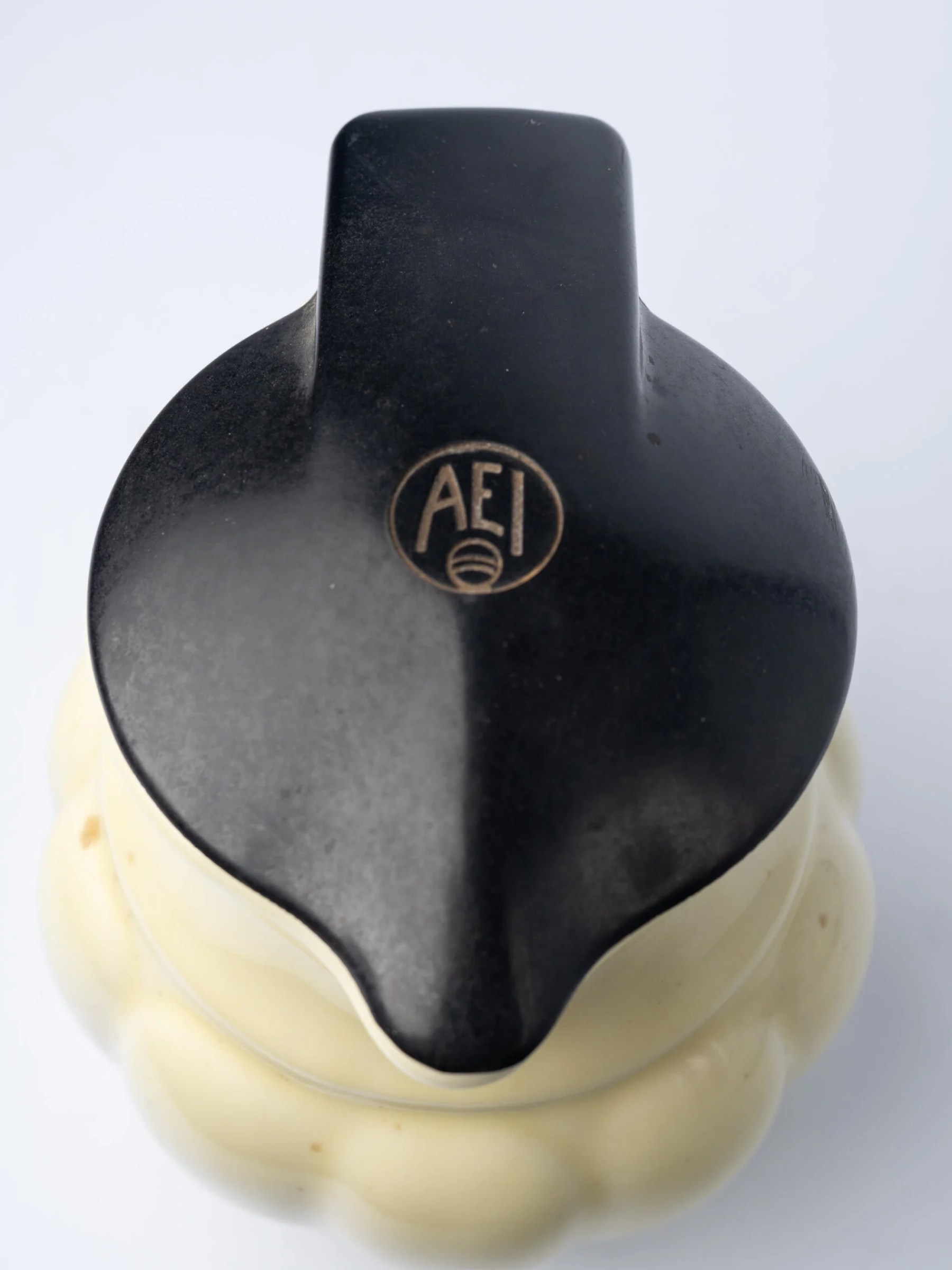 1950s ‘Hotpoint’ MCM kettle