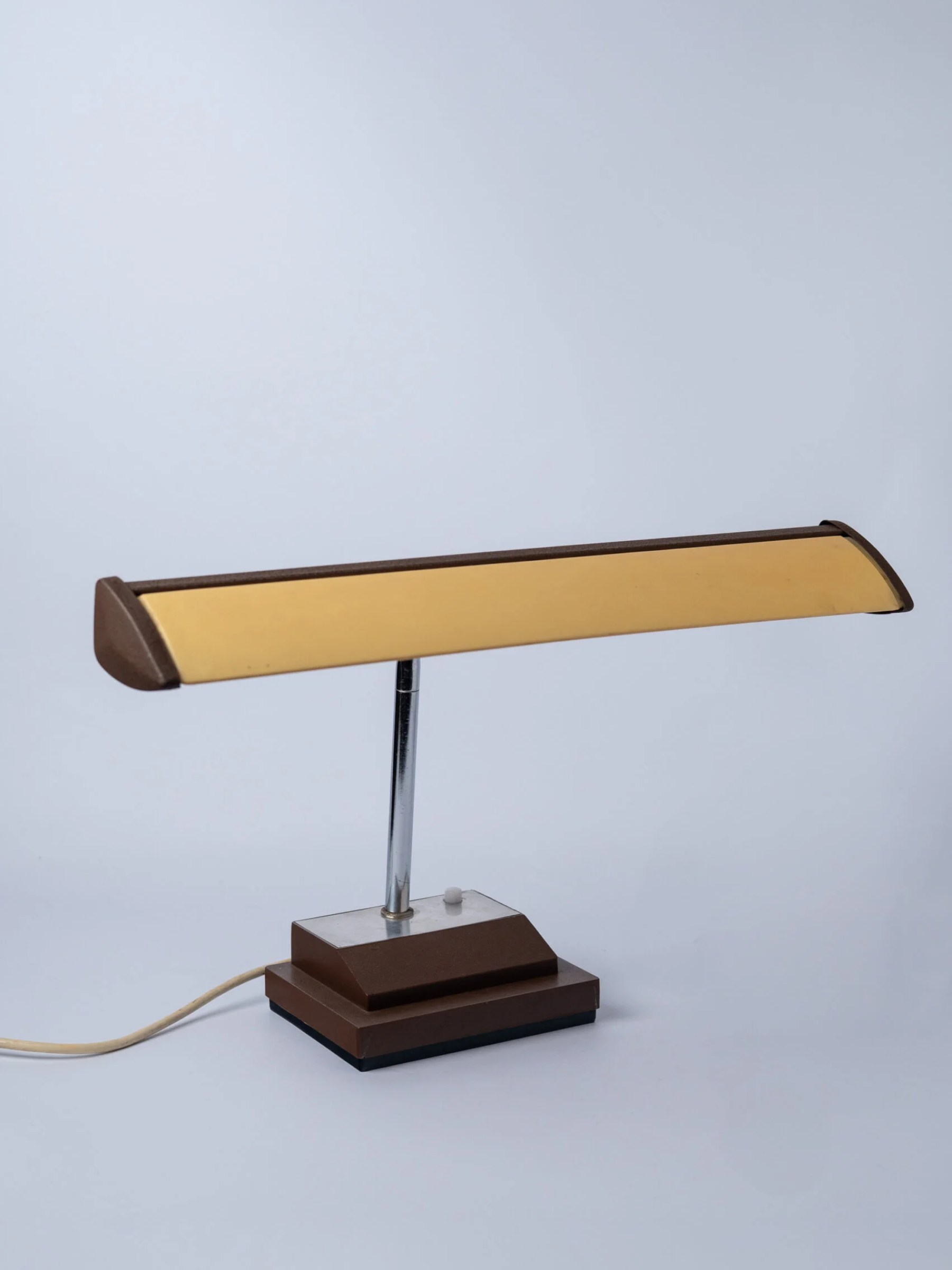 1960s space age MCM gooseneck desk-banker’s lamp