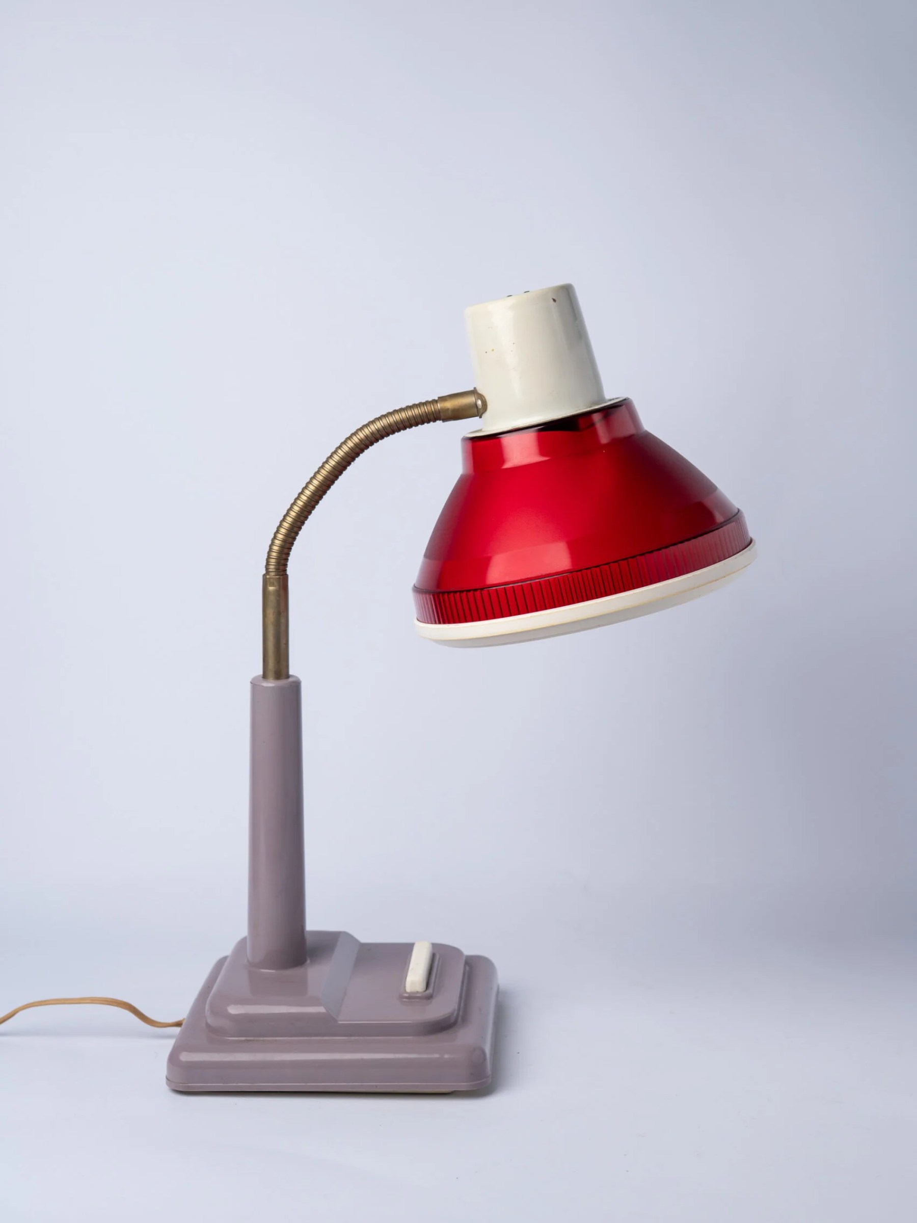 1960s Mid-Century Modern gooseneck desk lamp