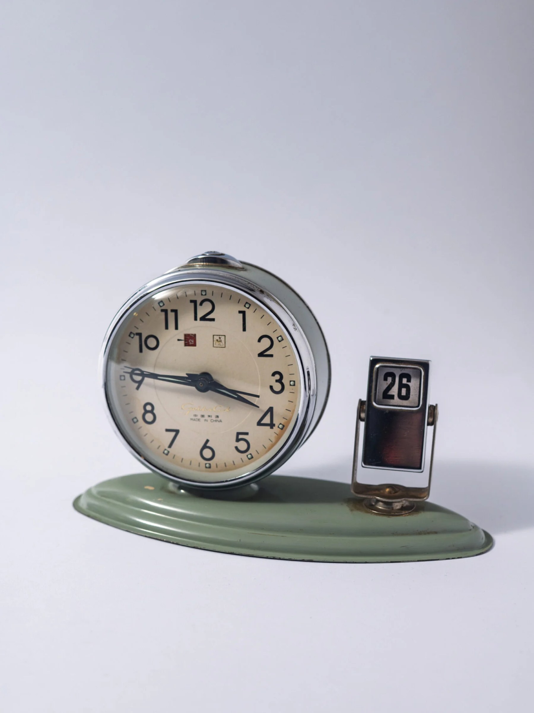 1960s ‘Golden Cock’ table clock