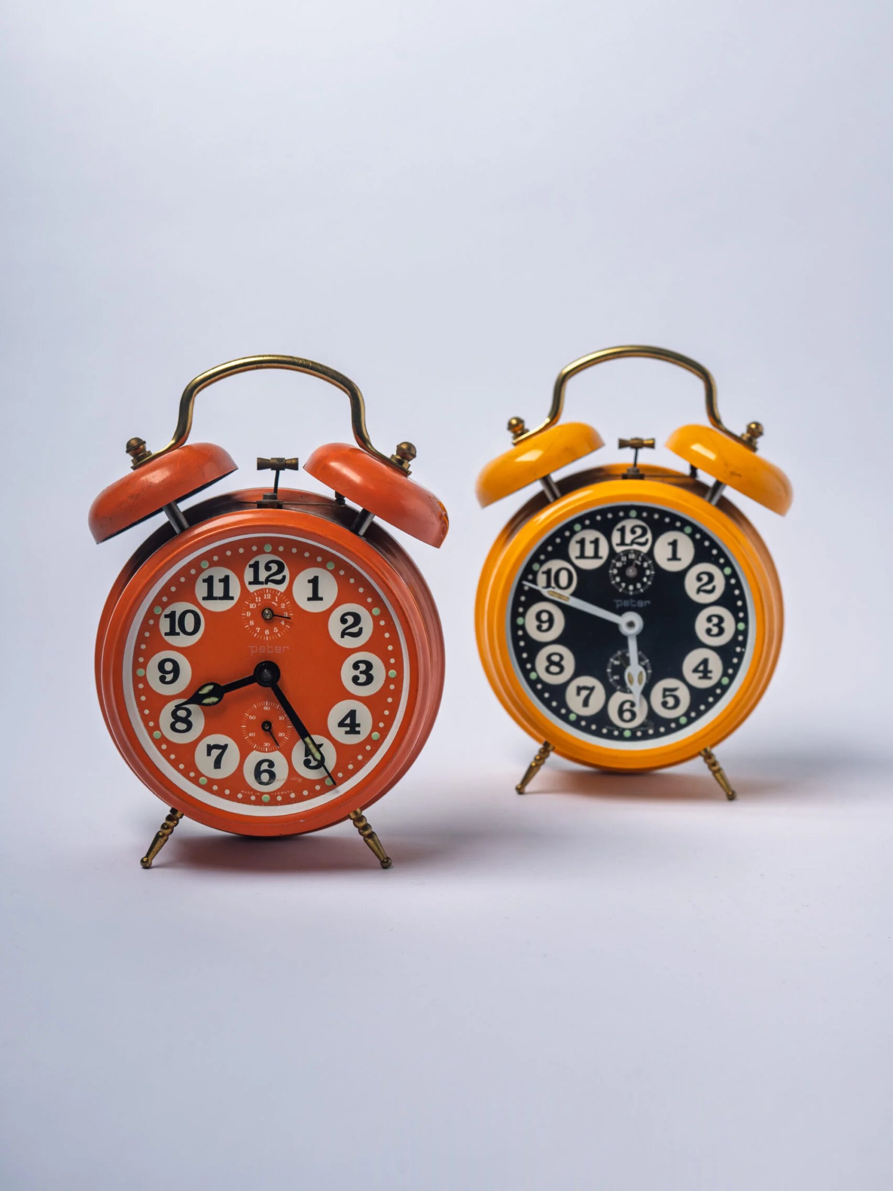 1970s Mid-Century Modern ‘Peter’ yellow table clock