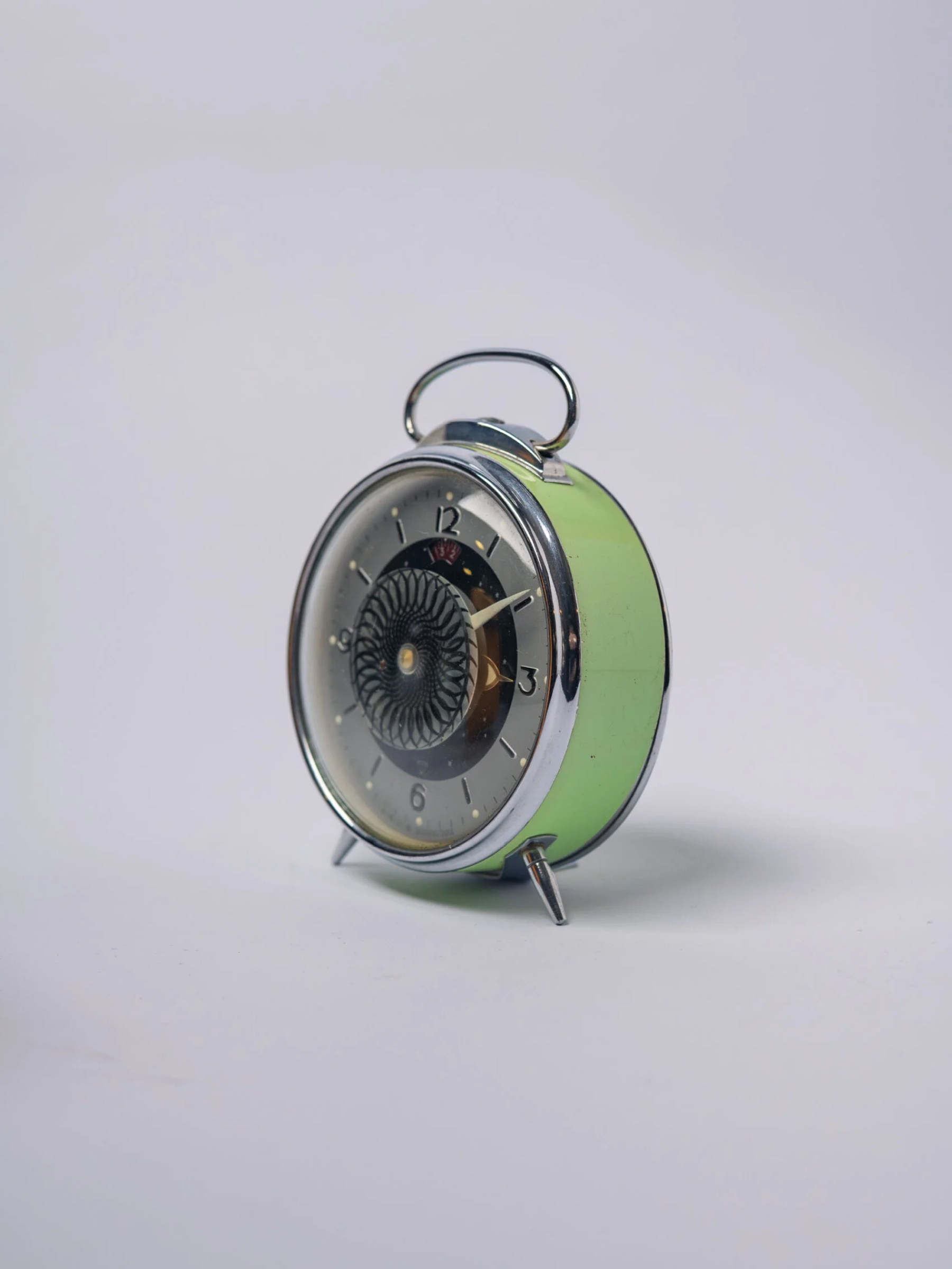 1960s Mid-Century Modern ‘hypnotic’ table clock