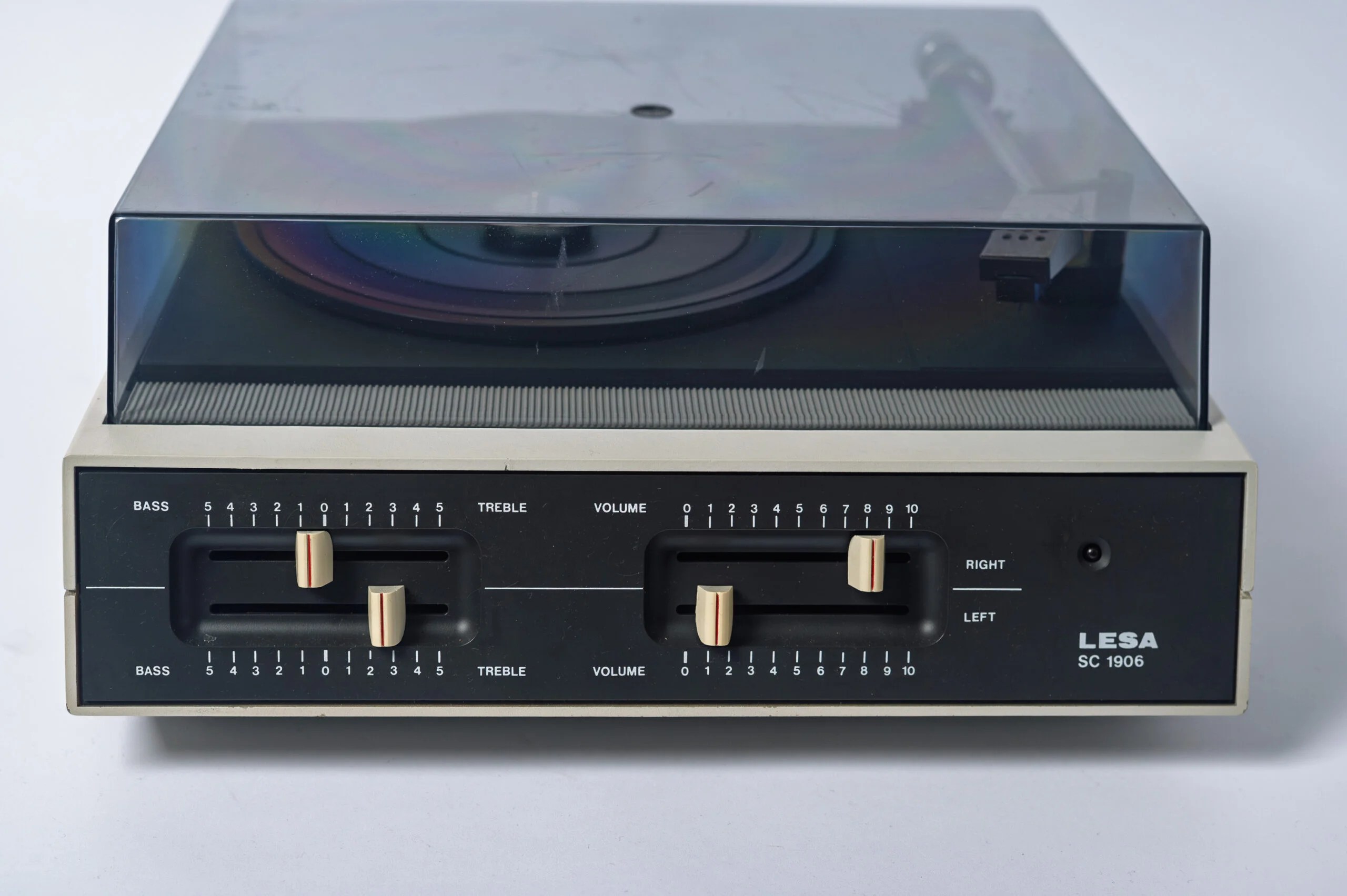 1970s space age ‘LESA’ turntable