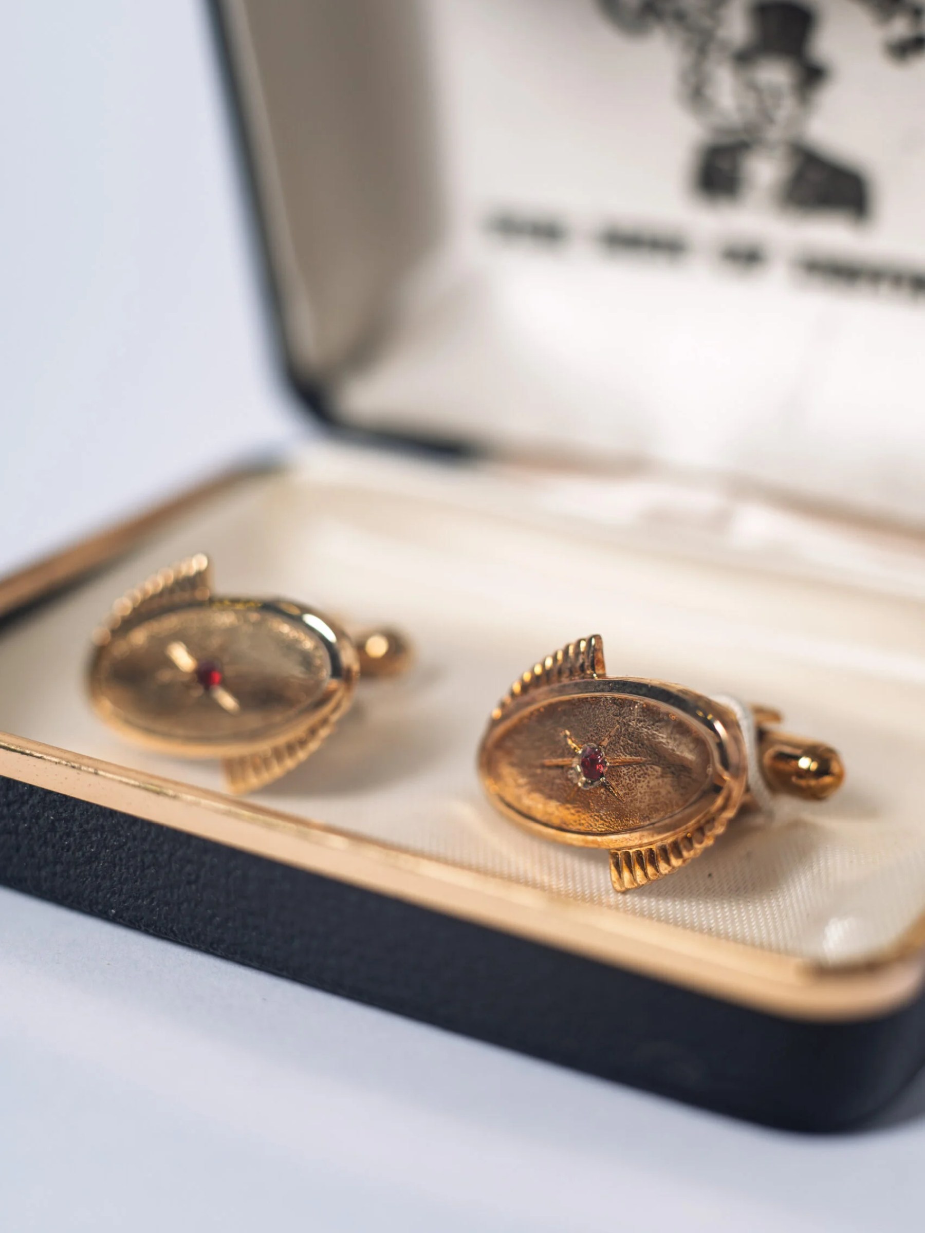 1960s ‘atomic’ Mid-Century Modern men’s cufflinks in original box