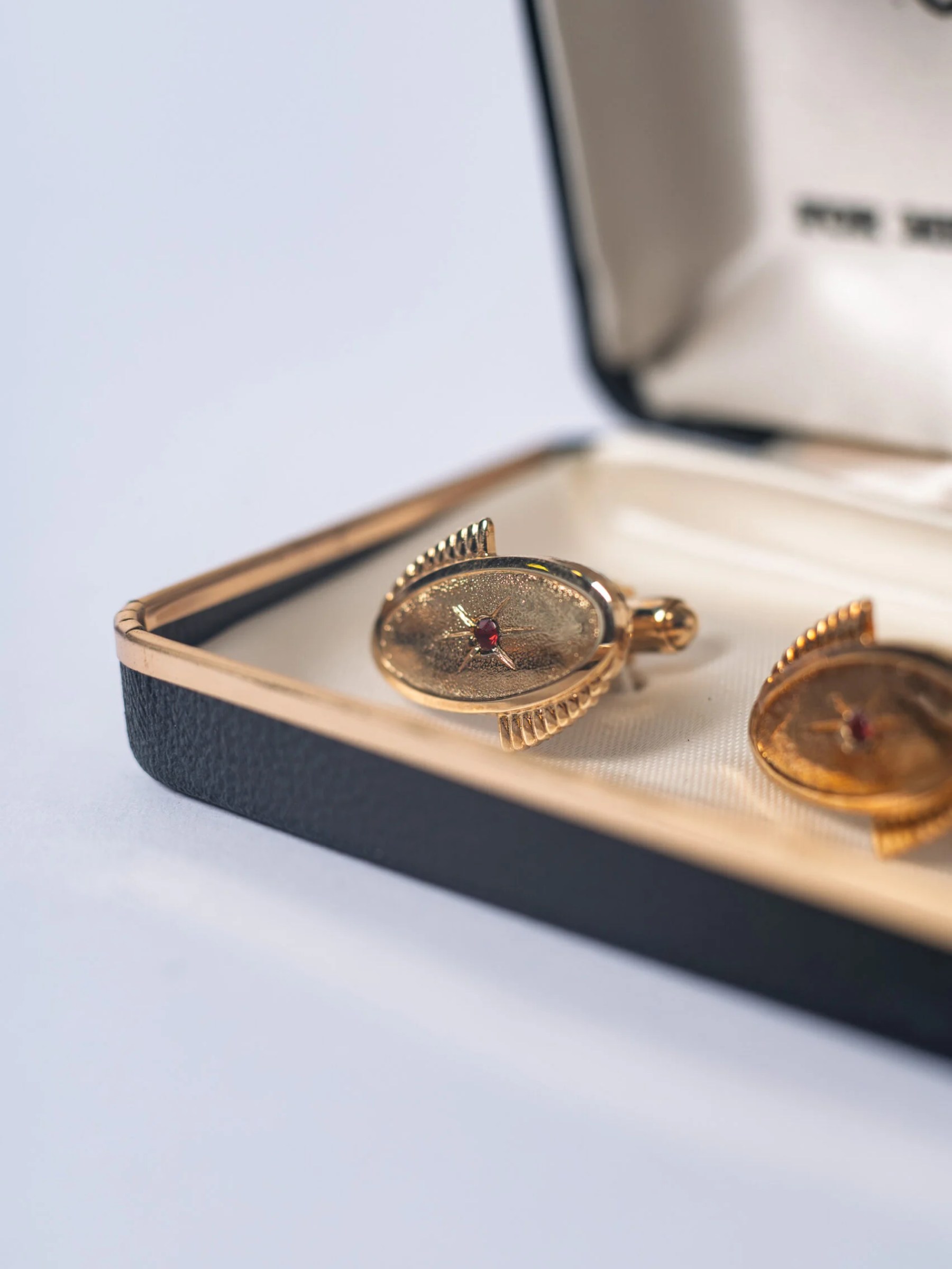 1960s ‘atomic’ Mid-Century Modern men’s cufflinks in original box