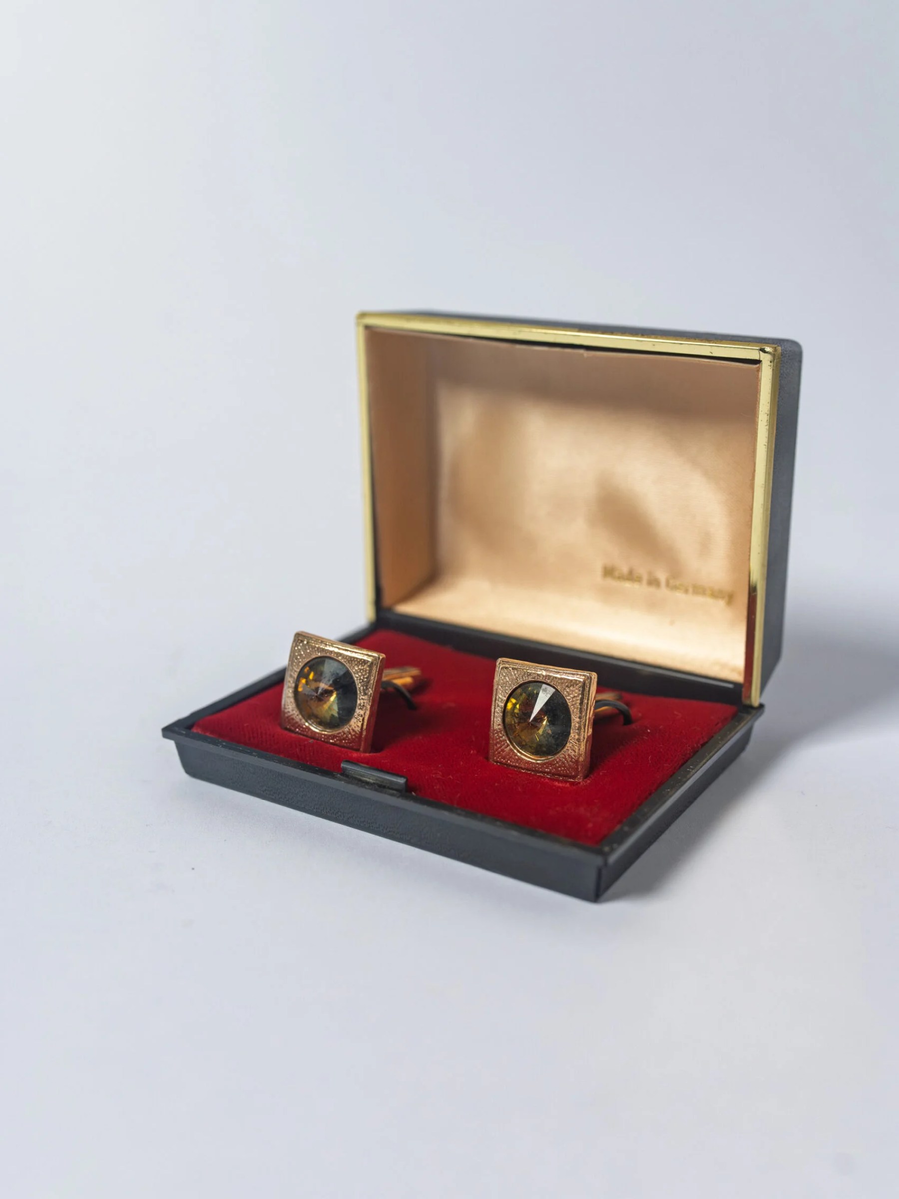1960s Mid-Century Modern men’s cufflinks in original box