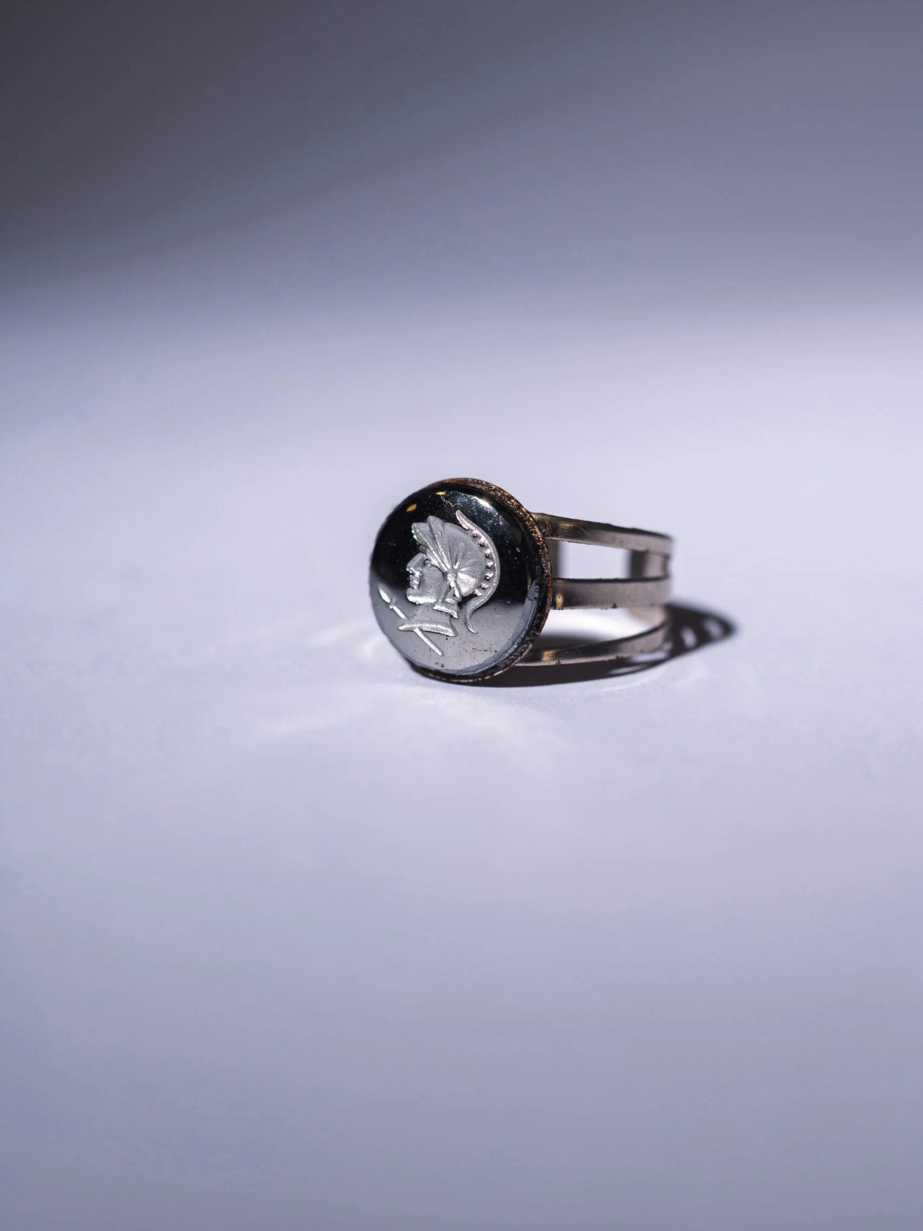 1960s MCM round hematite ‘Roman Centurion’ intaglio adjustable ring