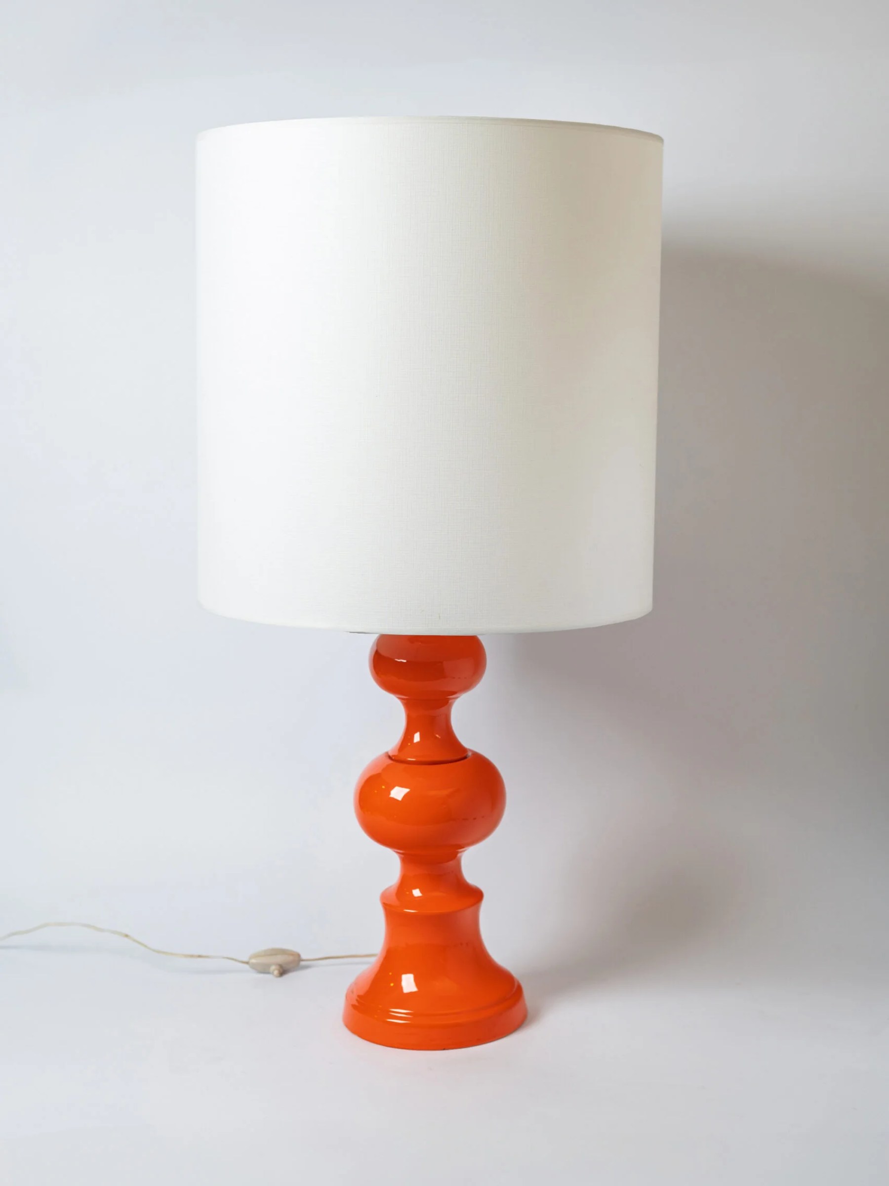 1970s MCM groovy orange ceramic table lamp