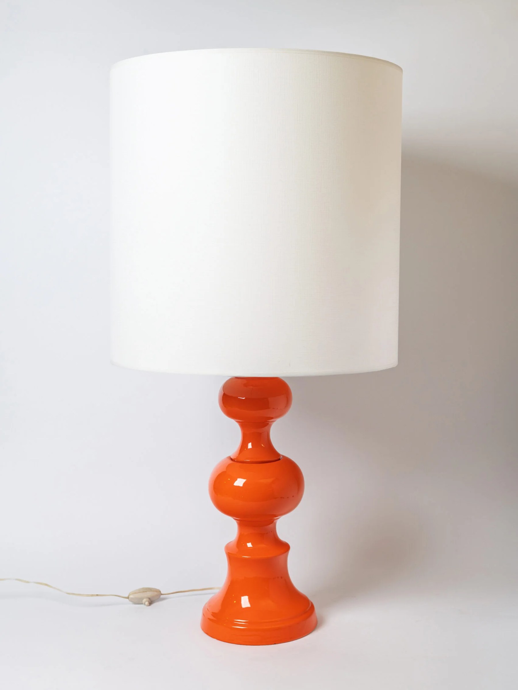 1970s MCM groovy orange ceramic table lamp