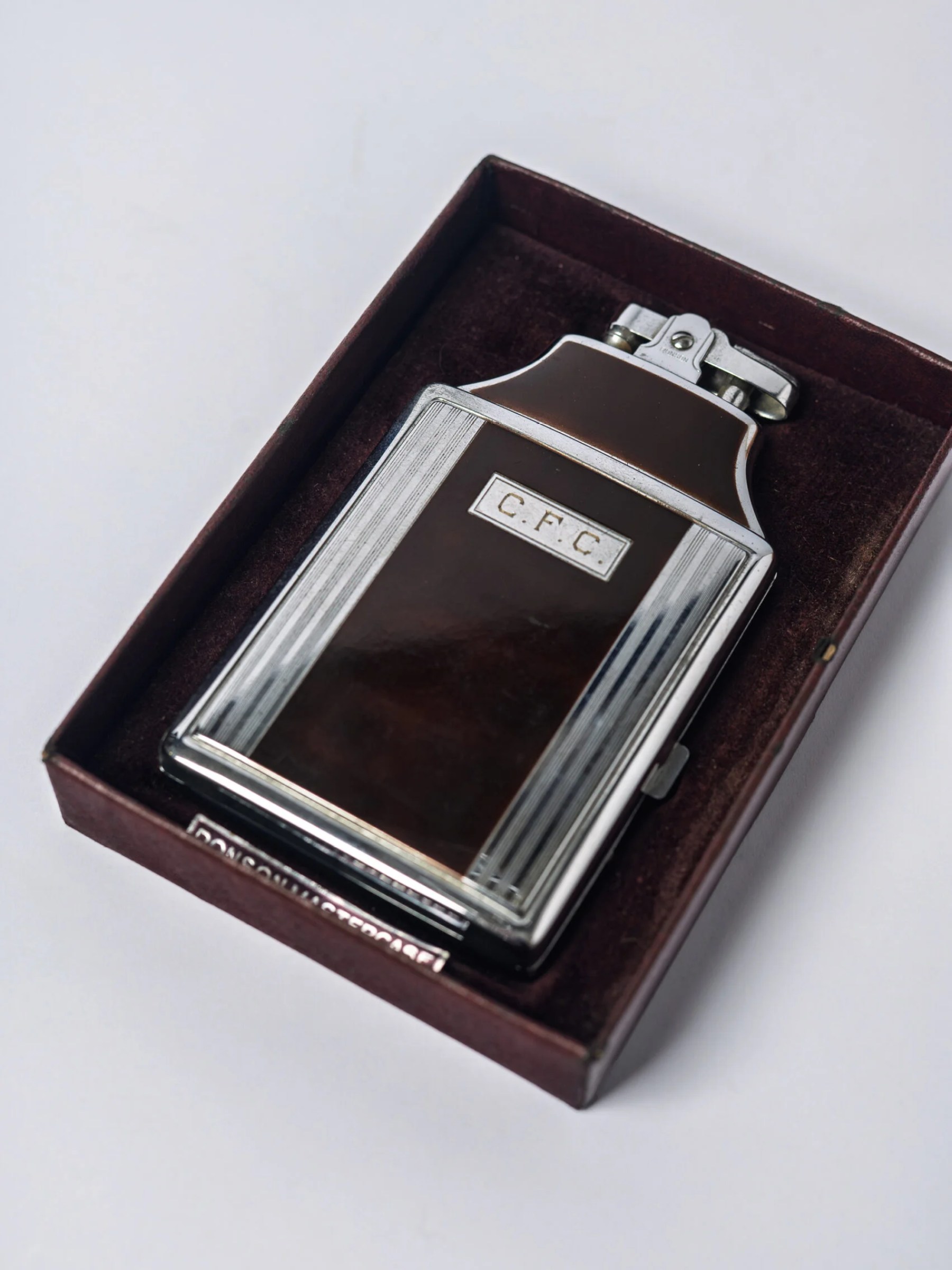 1940s Art Deco ‘RONSON Mastercase’ enamel cigarette case & lighter in original box