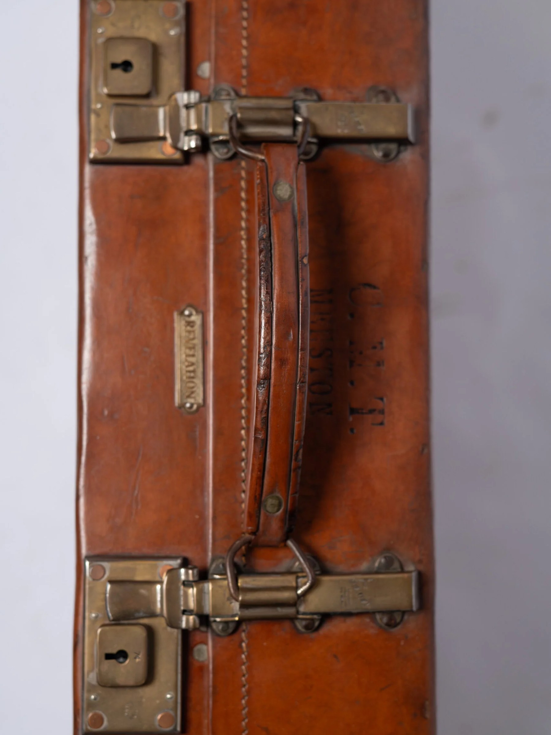 1930s ‘Revelation’ extendable leather suitcase
