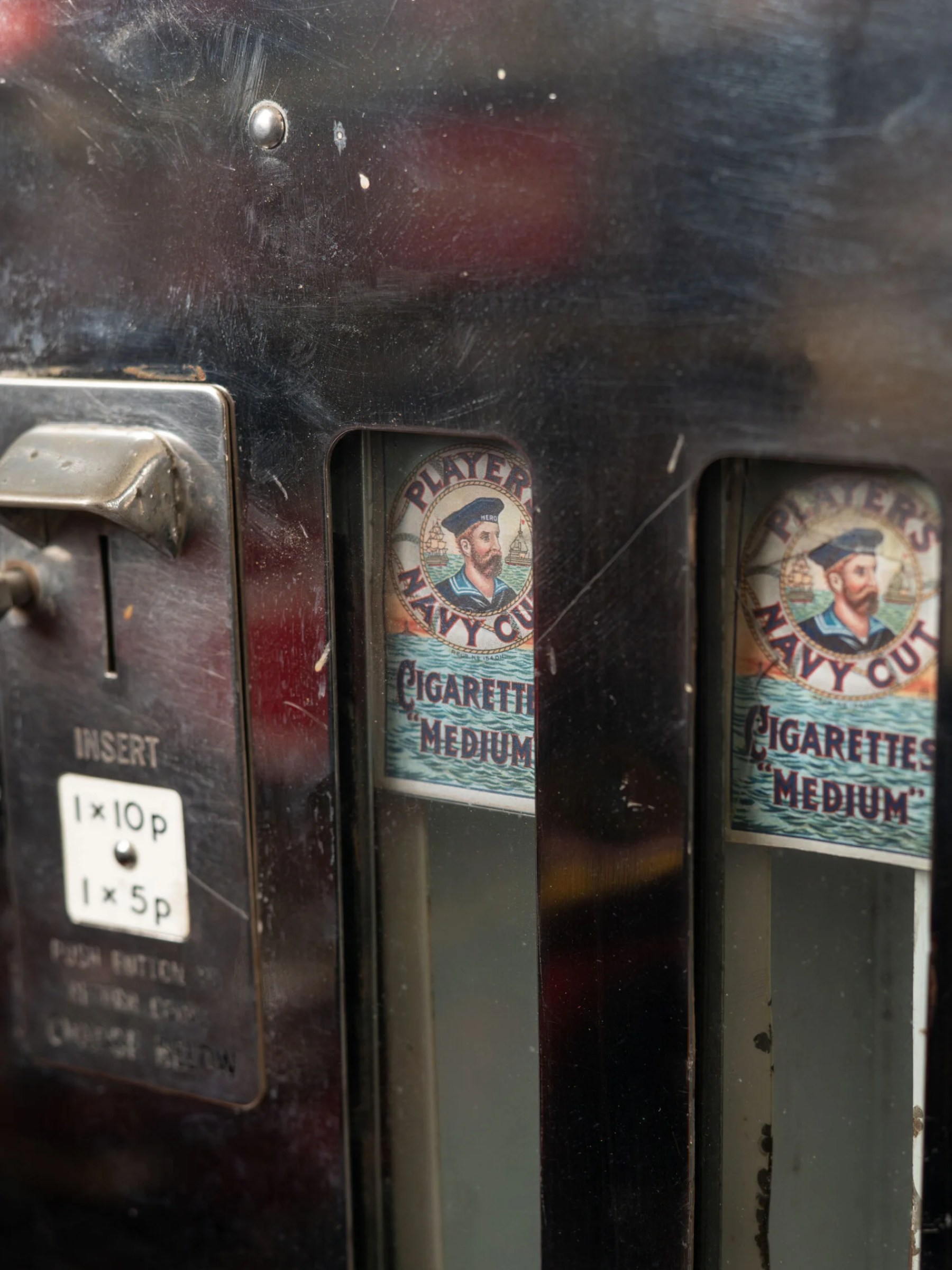 1950s MCM ‘Player’s’ coin-operated cigarette dispenser