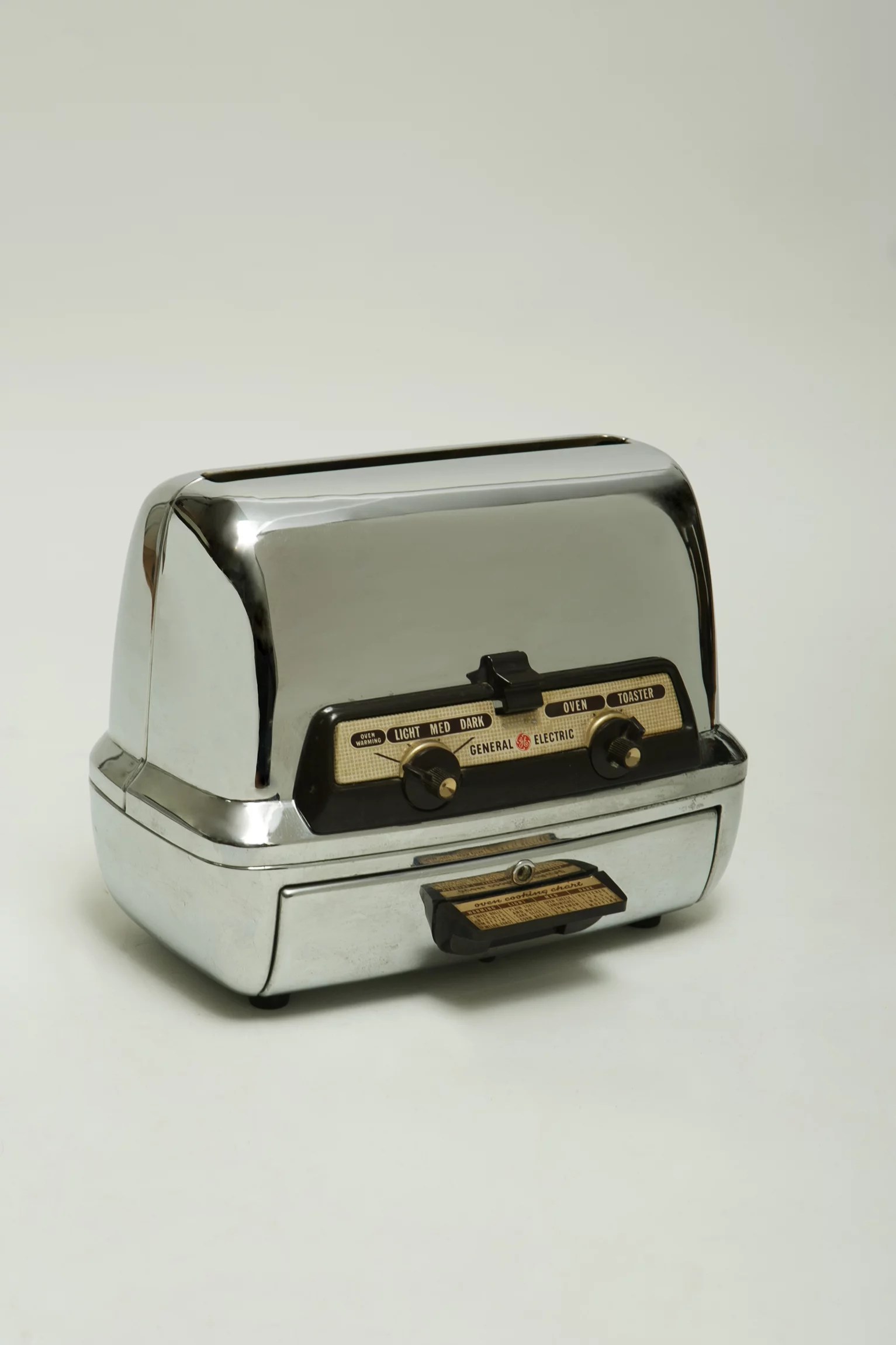 1957 General Electric toaster