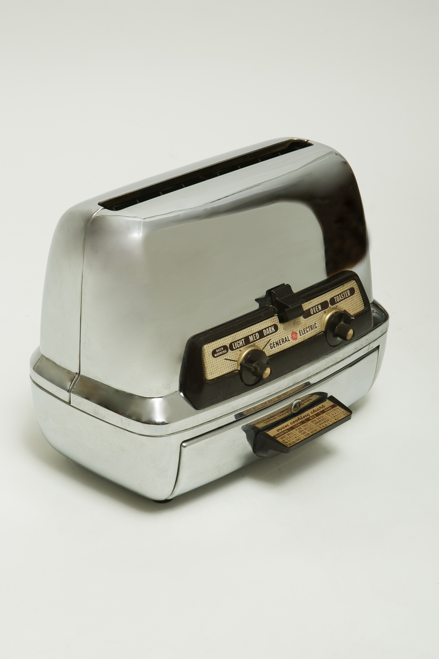 1957 General Electric toaster oven