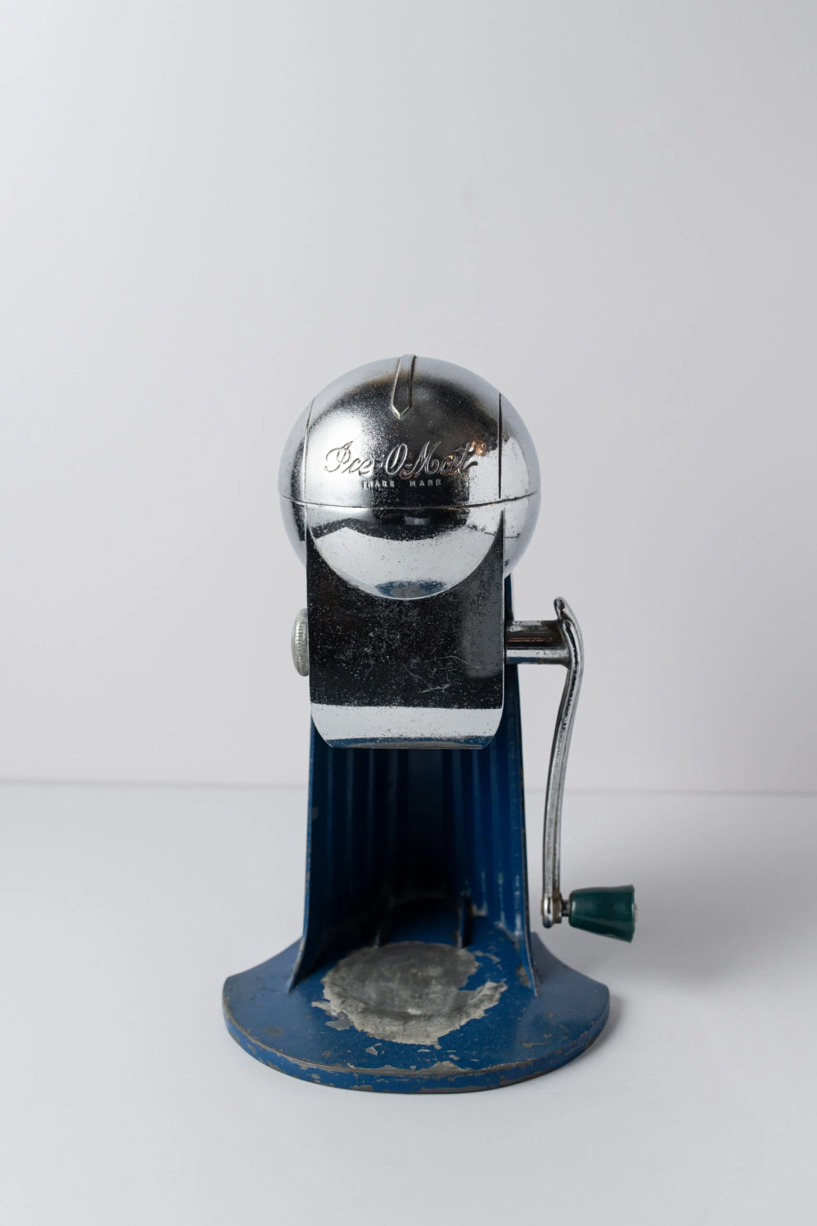 1930s Art Deco Ice-O-Mat ice crusher