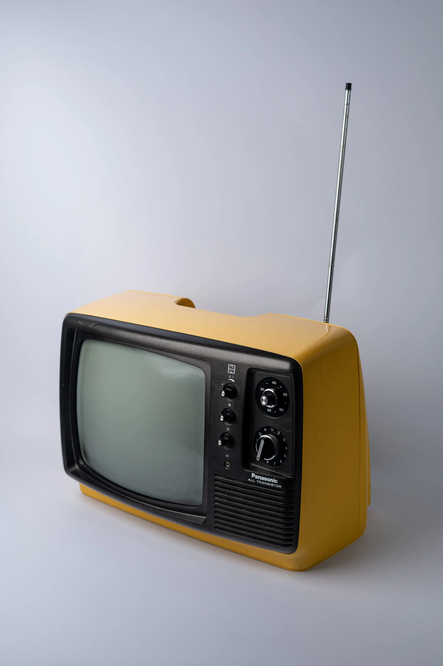 1970s yellow ‘Panasonic’ tv