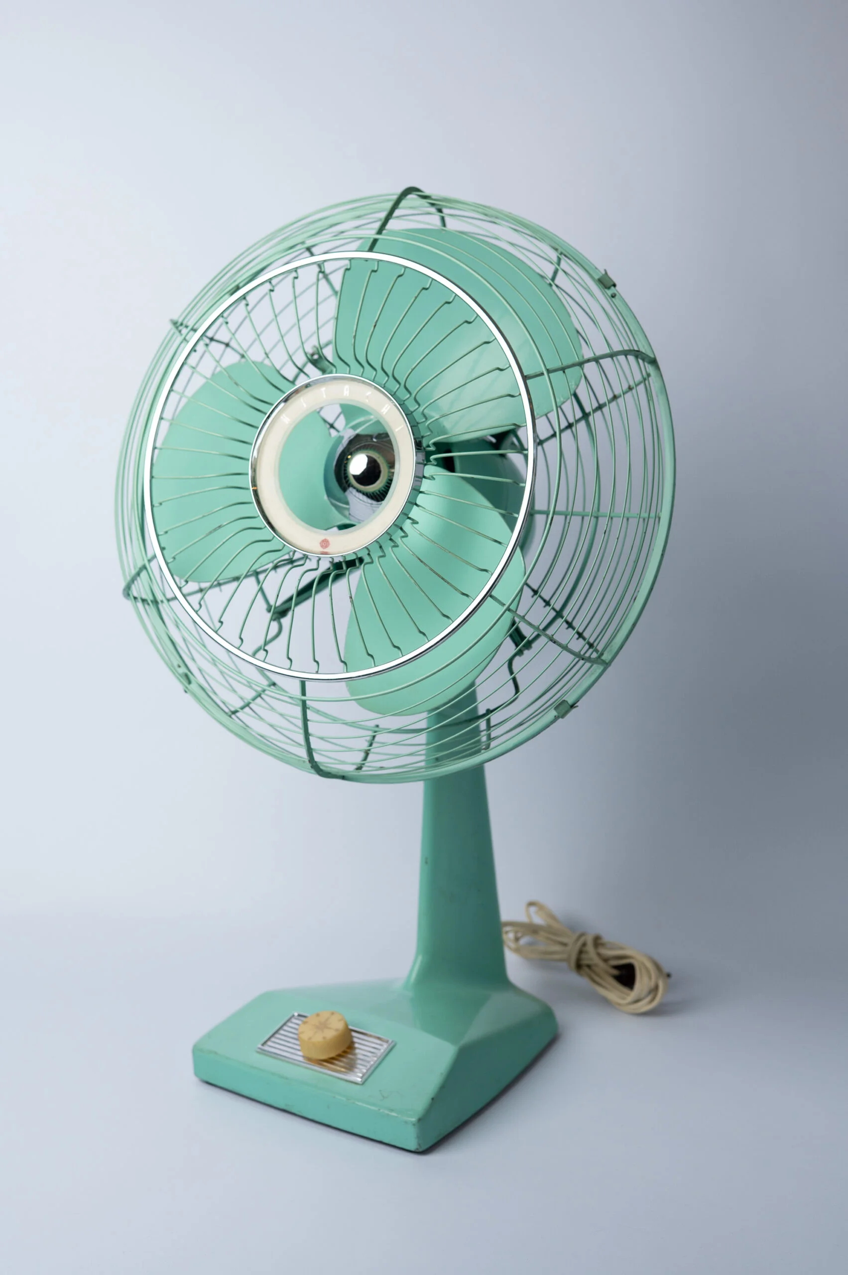 1960s ‘Hitachi’ space age atomic MCM pastel green fan