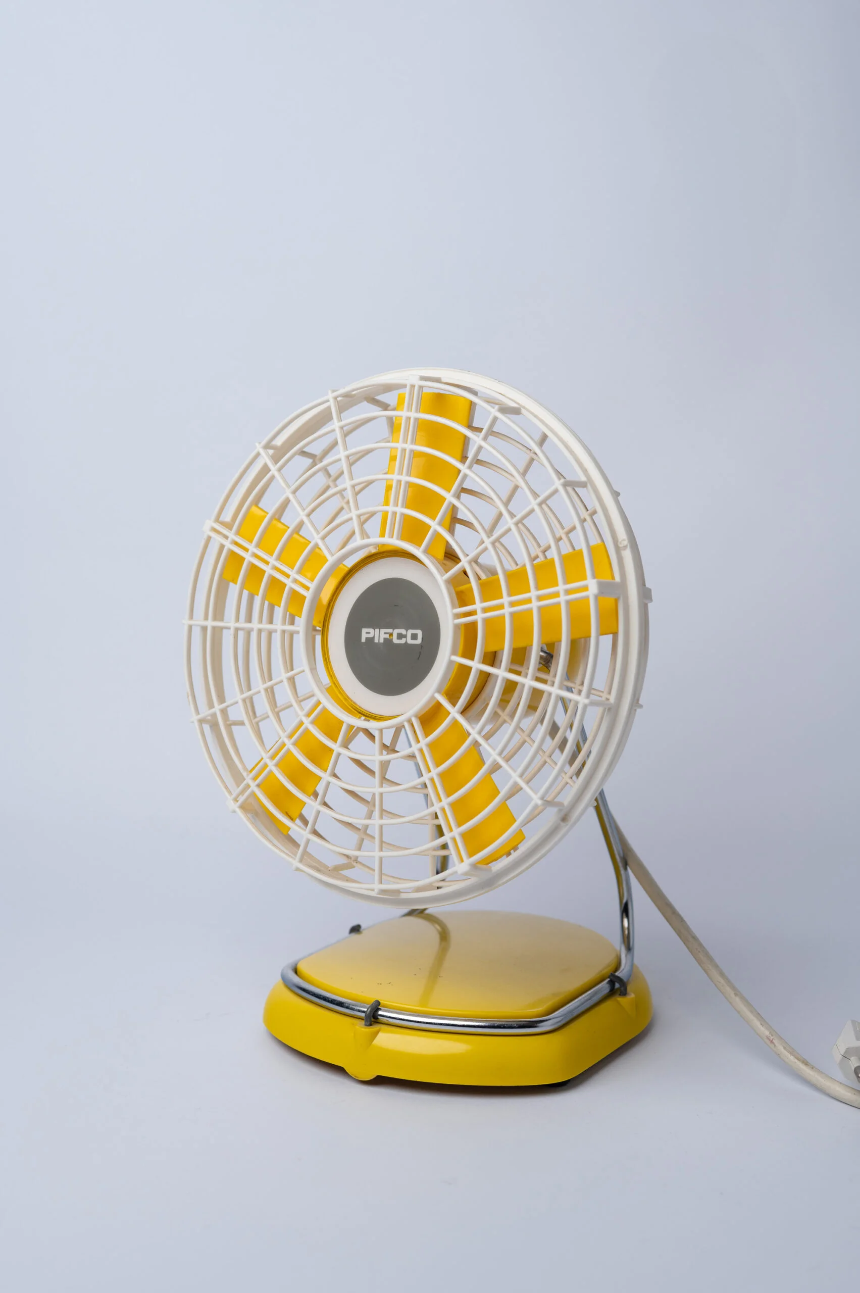 1960s Mid-Century Modern yellow ‘Pifco’ fan