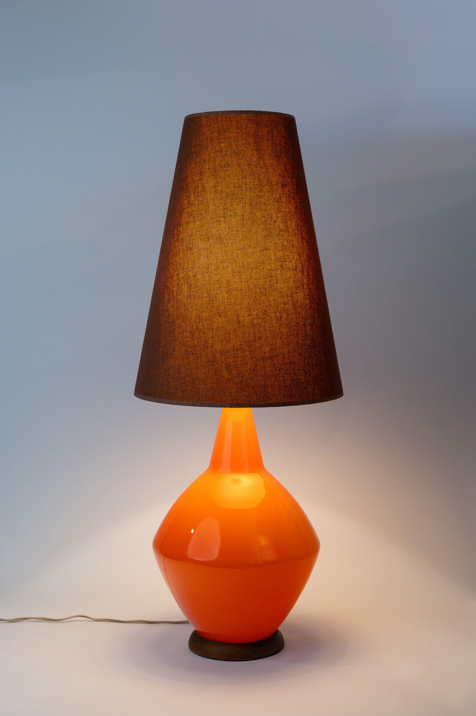 1960s Mid-Century Modern orange opaline table lamp