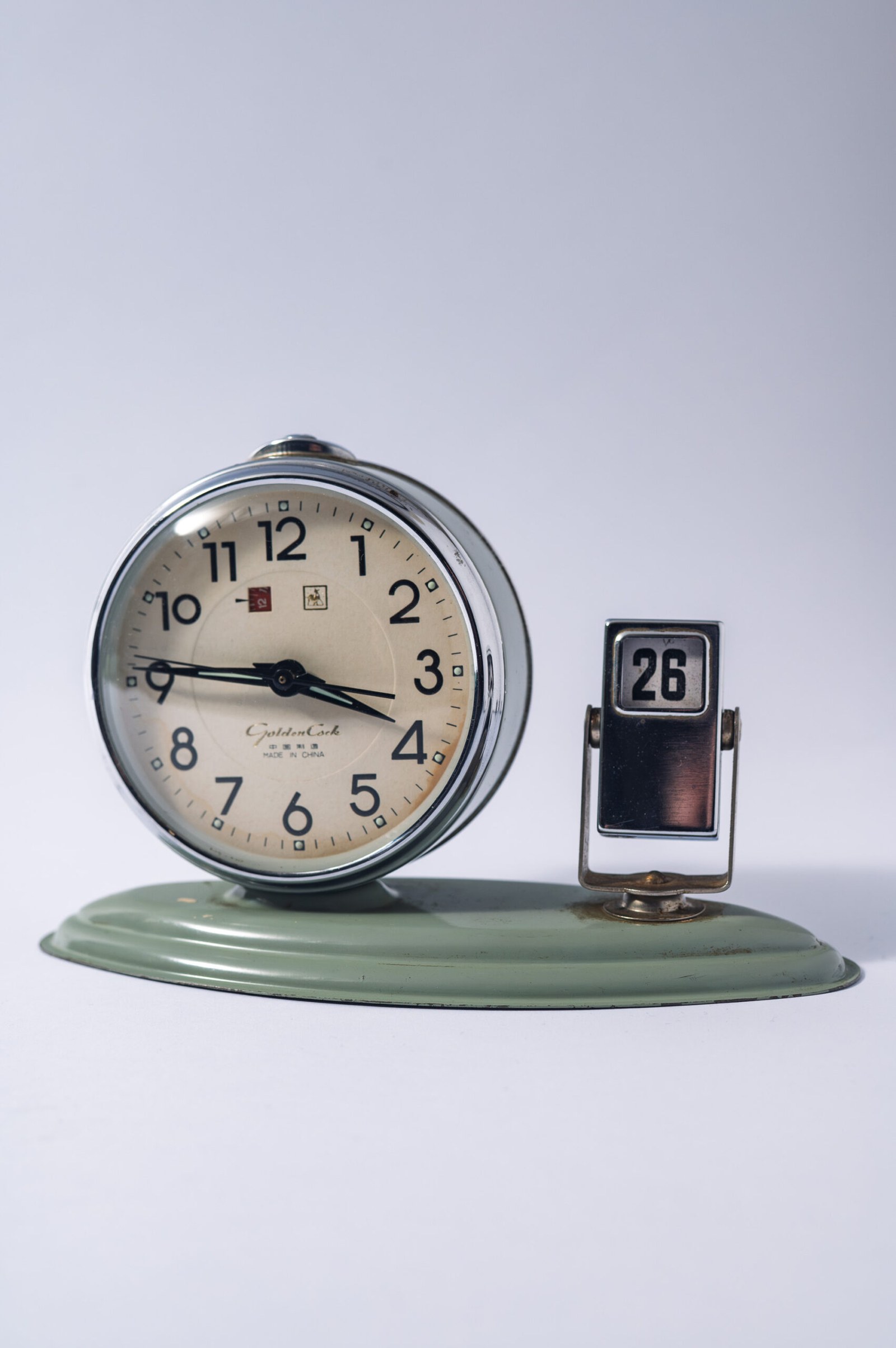1960s ‘Golden Cock’ table clock