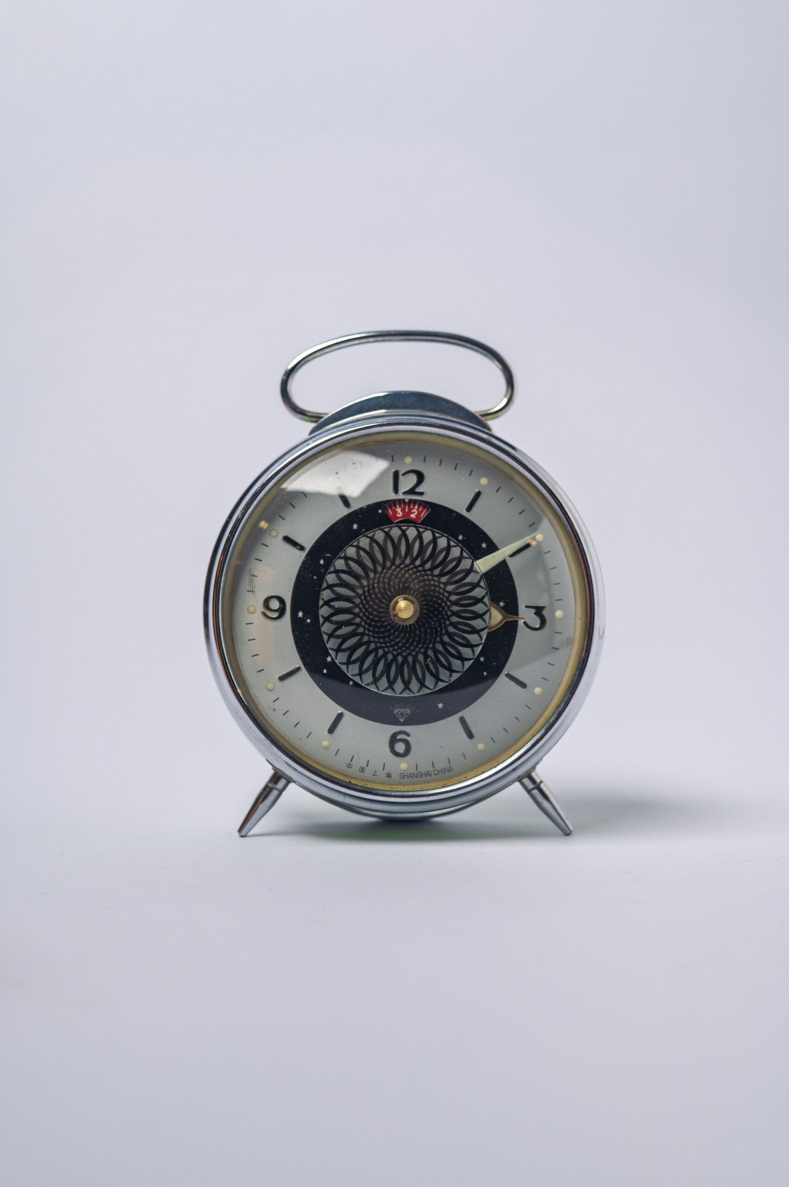 1960s Mid-Century Modern ‘hypnotic’ table clock