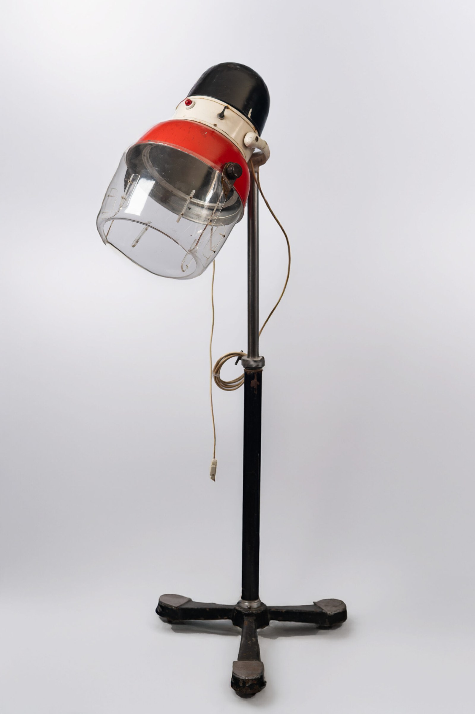 1960s ‘atomic’ MCM floor standing salon hair dryer